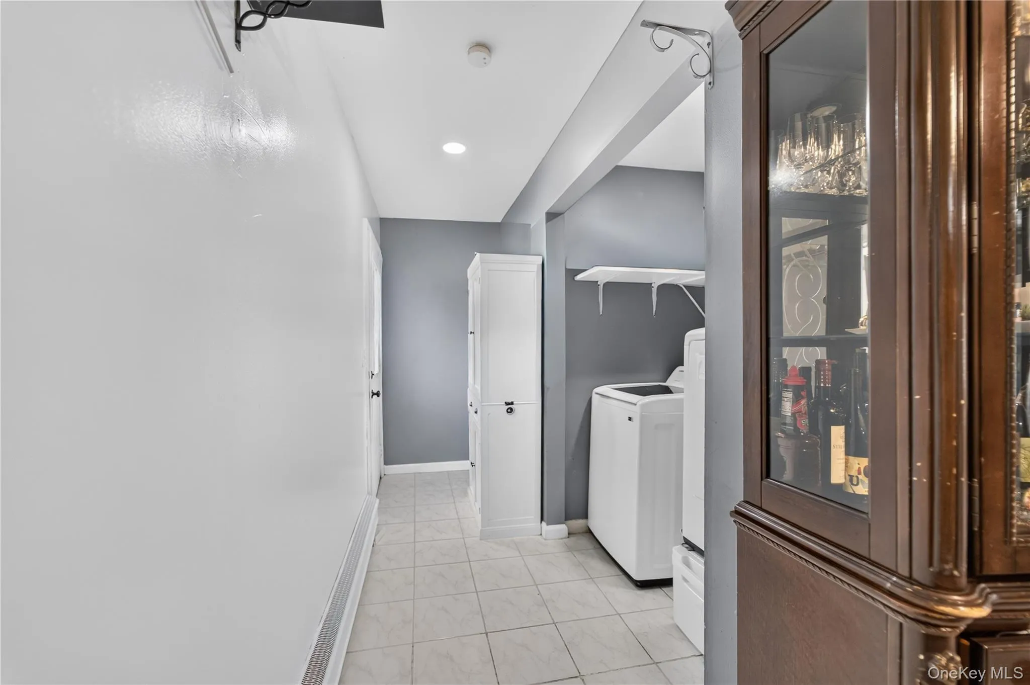 139 Smith Street, Babylon, NY, 6 Bedrooms Bedrooms, 16 Rooms Rooms,3 BathroomsBathrooms,Residential,For Rent,Smith,0,1041214 139 Smith Street, Babylon, NY, 6 Bedrooms Bedrooms, 16 Rooms Rooms,3 BathroomsBathrooms,Residential,For Rent,Smith,0,1041214