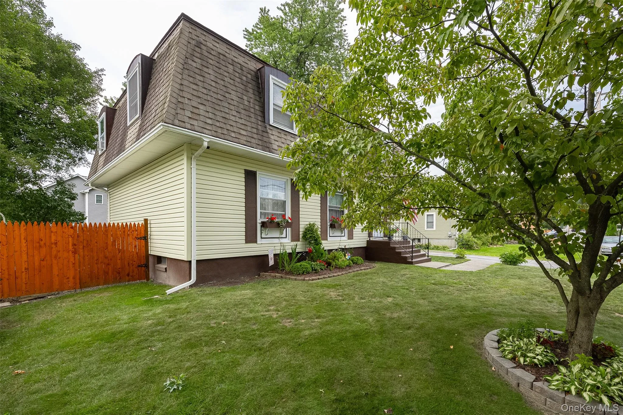 91 Maple Street, Beacon, NY, 4 Bedrooms Bedrooms, 11 Rooms Rooms,2 BathroomsBathrooms,Residential,For Rent,Maple,0,1041215 91 Maple Street, Beacon, NY, 4 Bedrooms Bedrooms, 11 Rooms Rooms,2 BathroomsBathrooms,Residential,For Rent,Maple,0,1041215