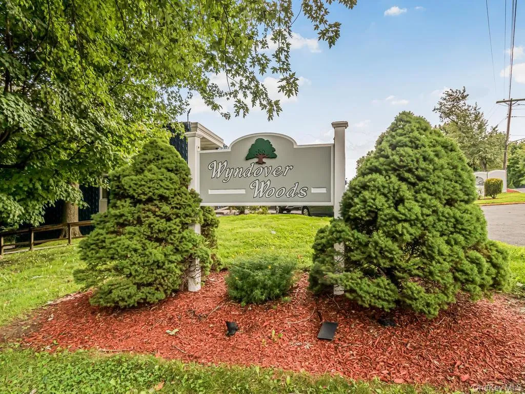 9 Wyndover Woods Lane, White Plains, NY, 2 Bedrooms Bedrooms, 4 Rooms Rooms,1 BathroomBathrooms,Residential Lease,For Rent,Wyndover Woods,0,1041219 9 Wyndover Woods Lane, White Plains, NY, 2 Bedrooms Bedrooms, 4 Rooms Rooms,1 BathroomBathrooms,Residential Lease,For Rent,Wyndover Woods,0,1041219