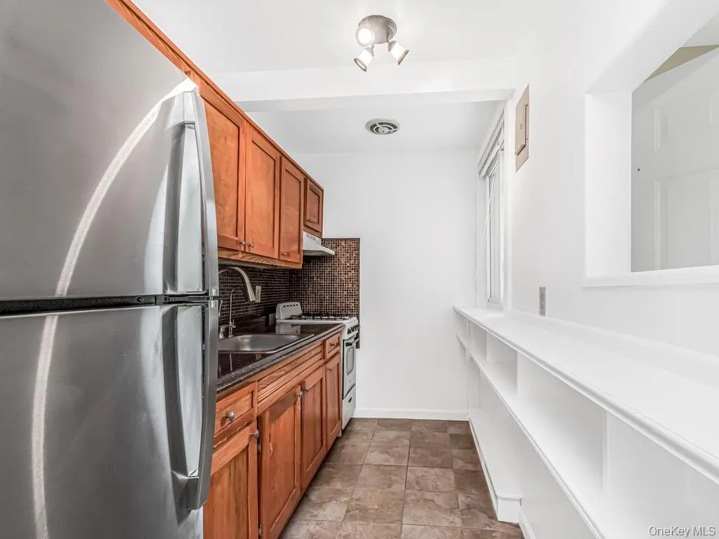 9 Wyndover Woods Lane, White Plains, NY, 2 Bedrooms Bedrooms, 4 Rooms Rooms,1 BathroomBathrooms,Residential Lease,For Rent,Wyndover Woods,0,1041219 9 Wyndover Woods Lane, White Plains, NY, 2 Bedrooms Bedrooms, 4 Rooms Rooms,1 BathroomBathrooms,Residential Lease,For Rent,Wyndover Woods,0,1041219