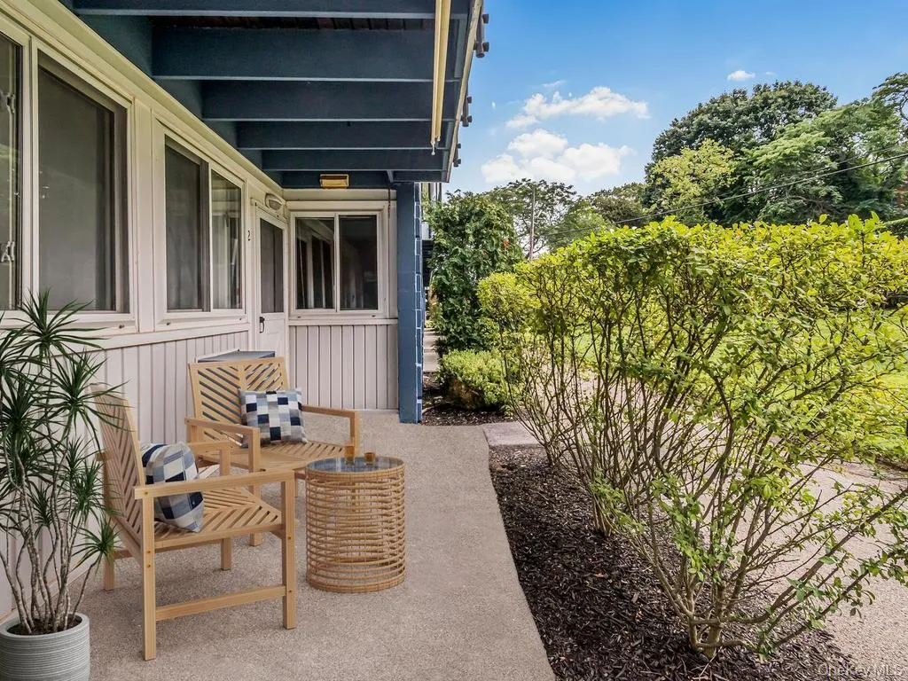 9 Wyndover Woods Lane, White Plains, NY, 2 Bedrooms Bedrooms, 4 Rooms Rooms,1 BathroomBathrooms,Residential Lease,For Rent,Wyndover Woods,0,1041219 9 Wyndover Woods Lane, White Plains, NY, 2 Bedrooms Bedrooms, 4 Rooms Rooms,1 BathroomBathrooms,Residential Lease,For Rent,Wyndover Woods,0,1041219