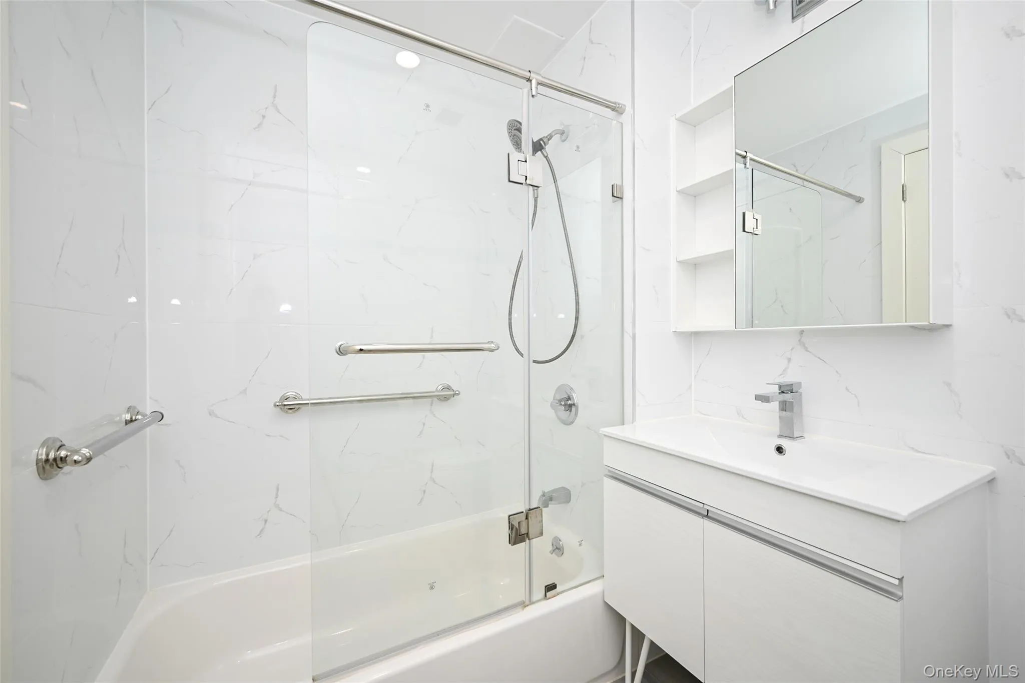 144-27 Sanford Avenue, New York, NY, 2 Bedrooms Bedrooms, 7 Rooms Rooms,2 BathroomsBathrooms,Residential,For Rent,Sanford,0,1041221 144-27 Sanford Avenue, New York, NY, 2 Bedrooms Bedrooms, 7 Rooms Rooms,2 BathroomsBathrooms,Residential,For Rent,Sanford,0,1041221