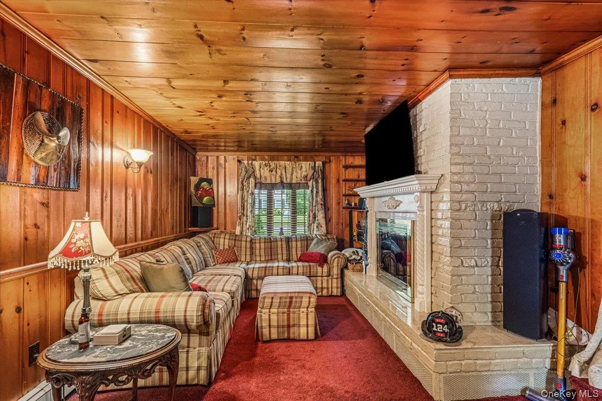 Den w/ Wood Burning Fireplace Den w/ Wood Burning Fireplace