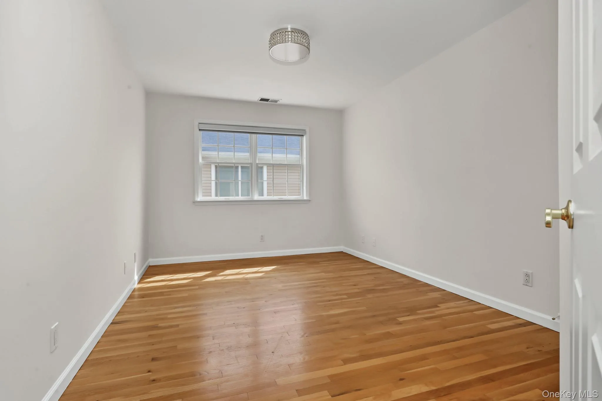 120 Woodruff Avenue, Eastchester, NY, 3 Bedrooms Bedrooms, 8 Rooms Rooms,2 BathroomsBathrooms,Residential Lease,For Rent,Woodruff,0,1041223 120 Woodruff Avenue, Eastchester, NY, 3 Bedrooms Bedrooms, 8 Rooms Rooms,2 BathroomsBathrooms,Residential Lease,For Rent,Woodruff,0,1041223
