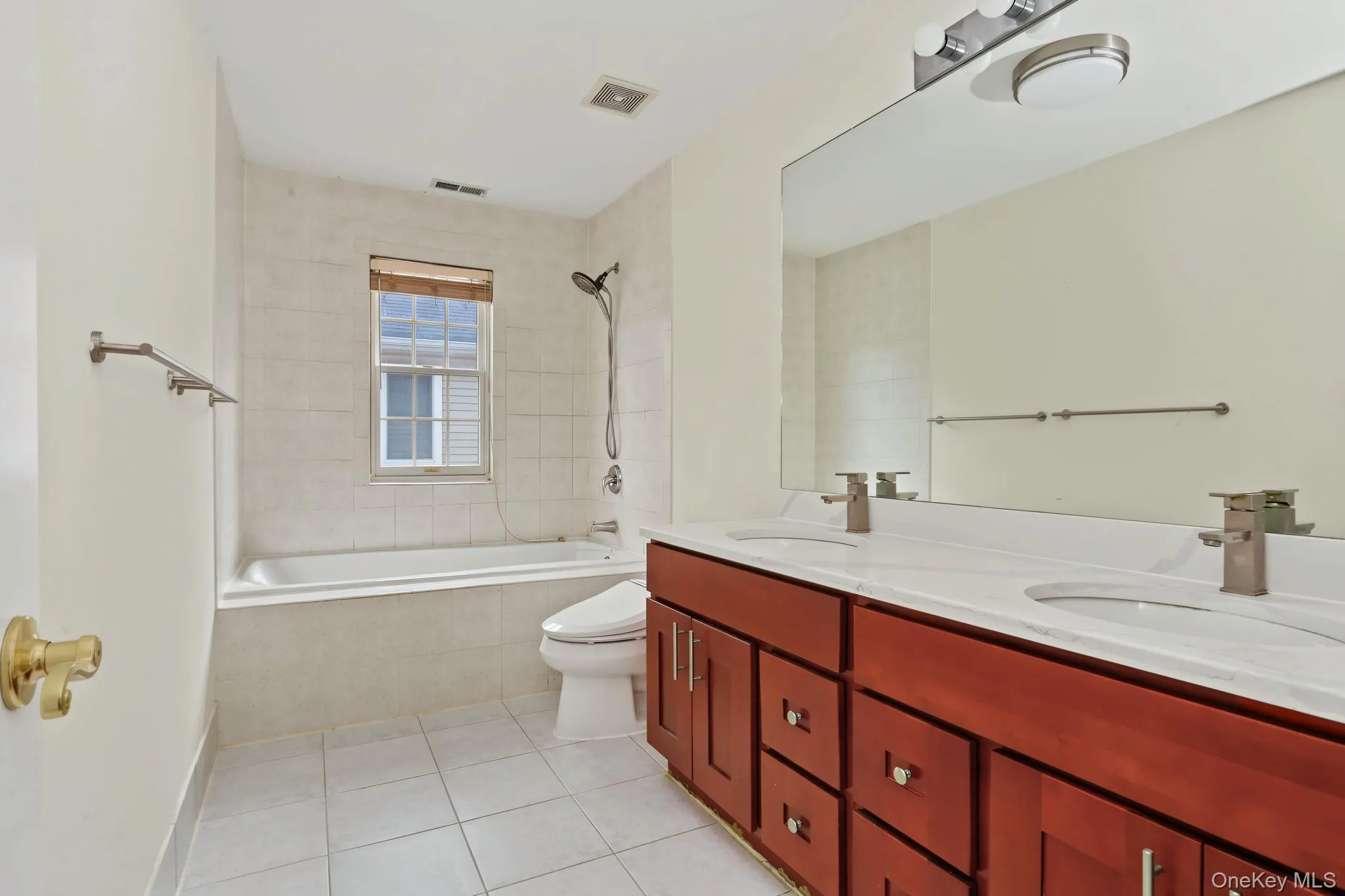 120 Woodruff Avenue, Eastchester, NY, 3 Bedrooms Bedrooms, 8 Rooms Rooms,2 BathroomsBathrooms,Residential Lease,For Rent,Woodruff,0,1041223 120 Woodruff Avenue, Eastchester, NY, 3 Bedrooms Bedrooms, 8 Rooms Rooms,2 BathroomsBathrooms,Residential Lease,For Rent,Woodruff,0,1041223