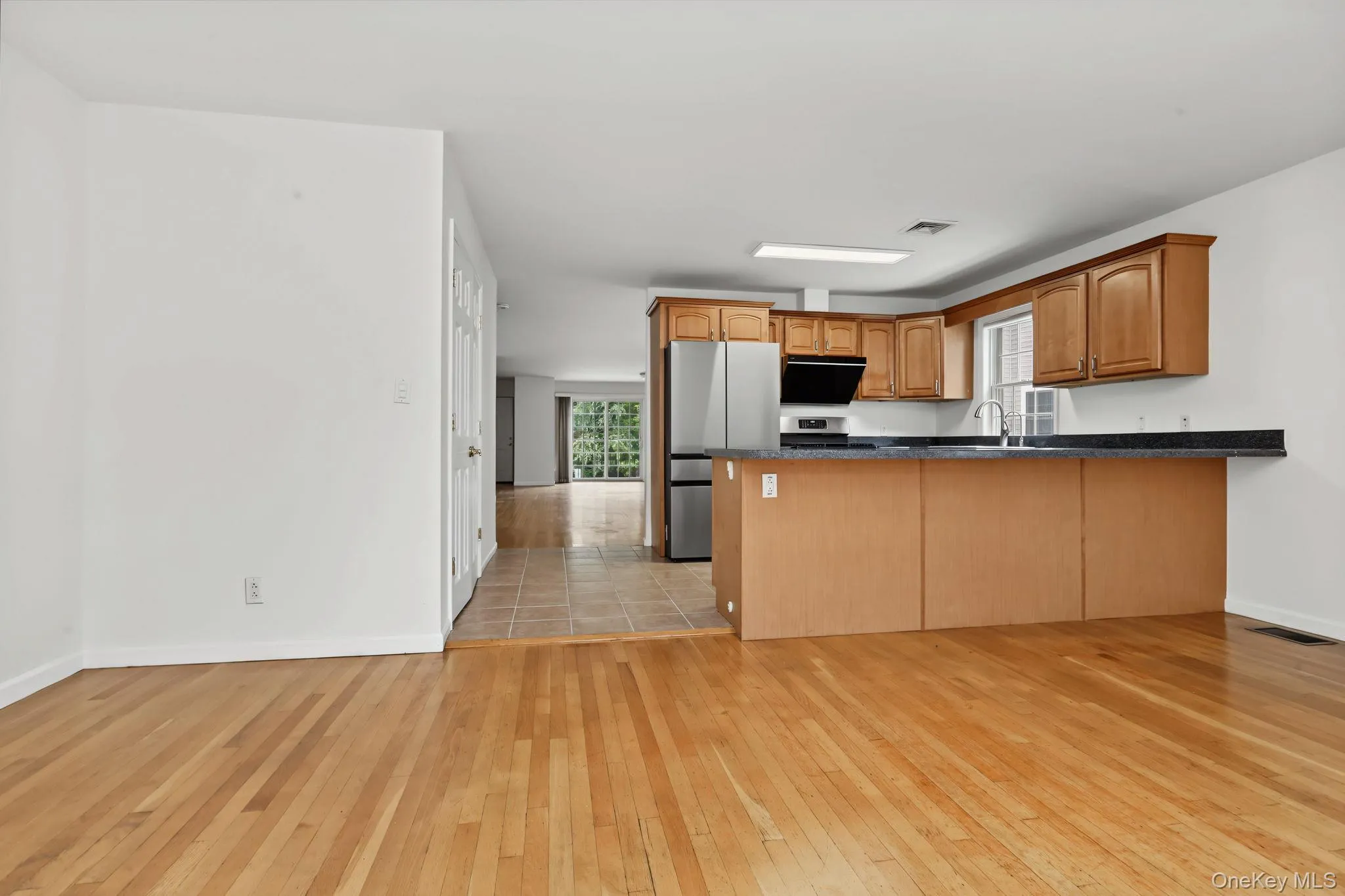120 Woodruff Avenue, Eastchester, NY, 3 Bedrooms Bedrooms, 8 Rooms Rooms,2 BathroomsBathrooms,Residential Lease,For Rent,Woodruff,0,1041223 120 Woodruff Avenue, Eastchester, NY, 3 Bedrooms Bedrooms, 8 Rooms Rooms,2 BathroomsBathrooms,Residential Lease,For Rent,Woodruff,0,1041223