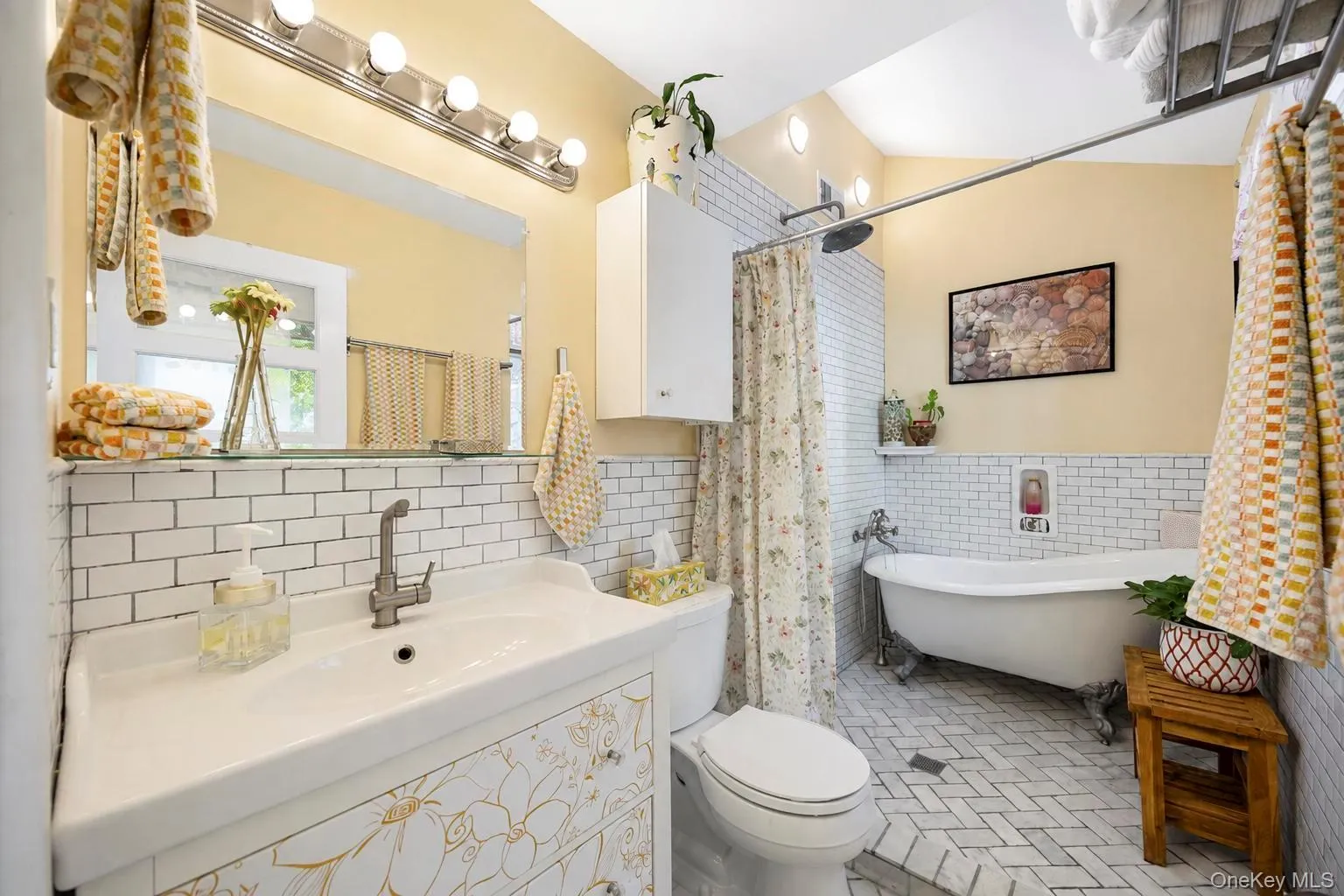 876 Greenbelt Parkway, Islip, NY, 4 Bedrooms Bedrooms, 9 Rooms Rooms,2 BathroomsBathrooms,Residential,For Rent,Greenbelt,0,1041226 876 Greenbelt Parkway, Islip, NY, 4 Bedrooms Bedrooms, 9 Rooms Rooms,2 BathroomsBathrooms,Residential,For Rent,Greenbelt,0,1041226