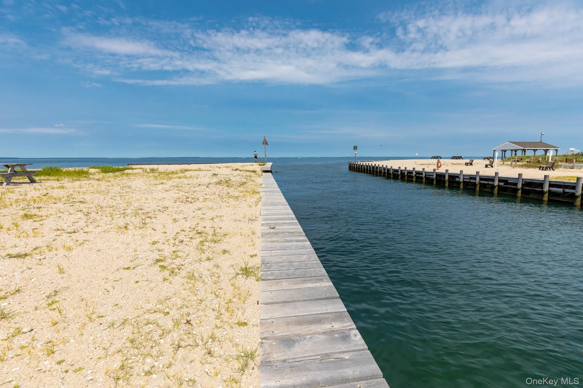 59 Isle Of Wight Road, East Hampton, NY, 3 Bedrooms Bedrooms, 8 Rooms Rooms,2 BathroomsBathrooms,Residential,For Rent,Isle Of Wight,0,1041229 59 Isle Of Wight Road, East Hampton, NY, 3 Bedrooms Bedrooms, 8 Rooms Rooms,2 BathroomsBathrooms,Residential,For Rent,Isle Of Wight,0,1041229