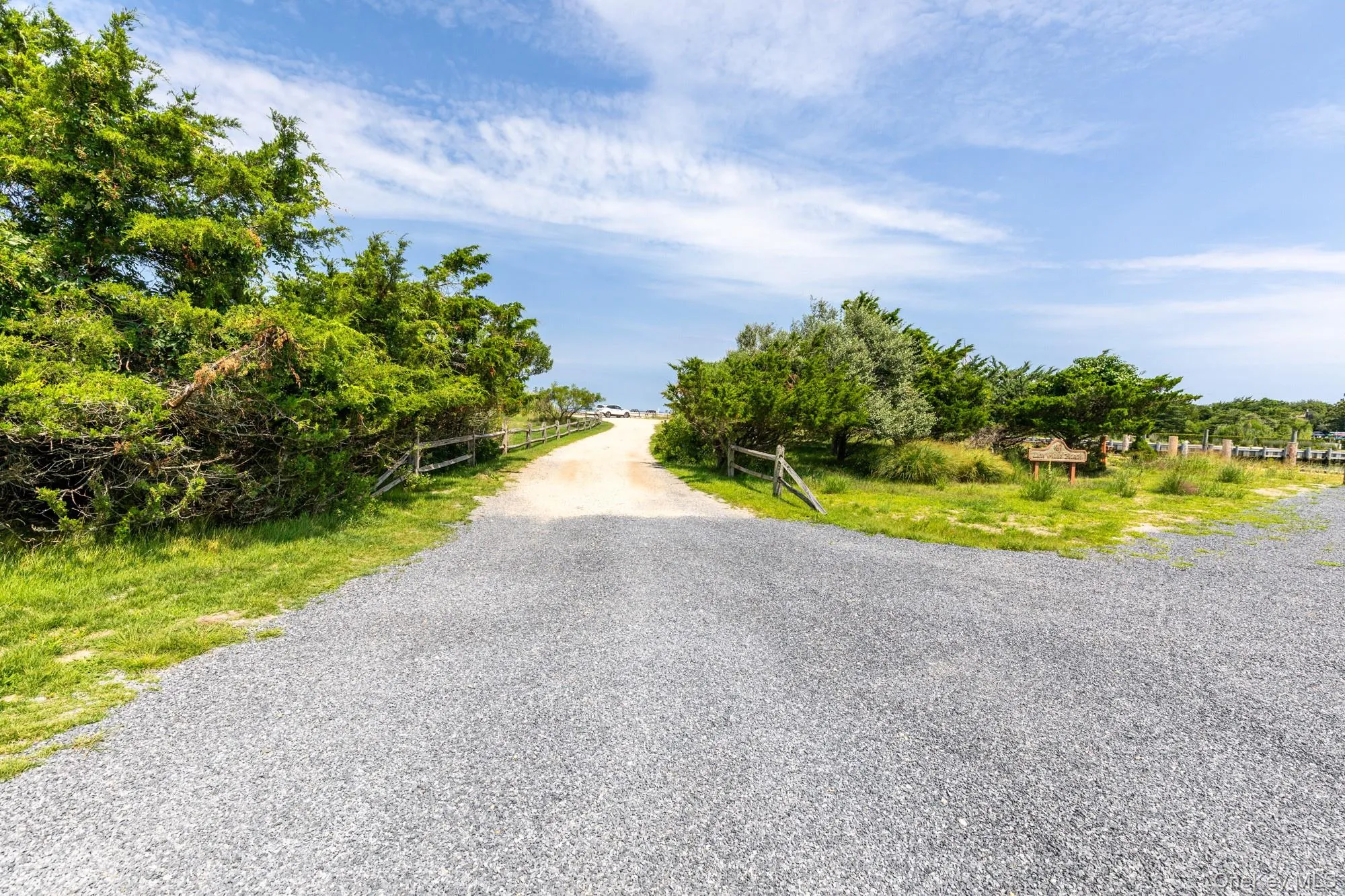 59 Isle Of Wight Road, East Hampton, NY, 3 Bedrooms Bedrooms, 8 Rooms Rooms,2 BathroomsBathrooms,Residential,For Rent,Isle Of Wight,0,1041229 59 Isle Of Wight Road, East Hampton, NY, 3 Bedrooms Bedrooms, 8 Rooms Rooms,2 BathroomsBathrooms,Residential,For Rent,Isle Of Wight,0,1041229