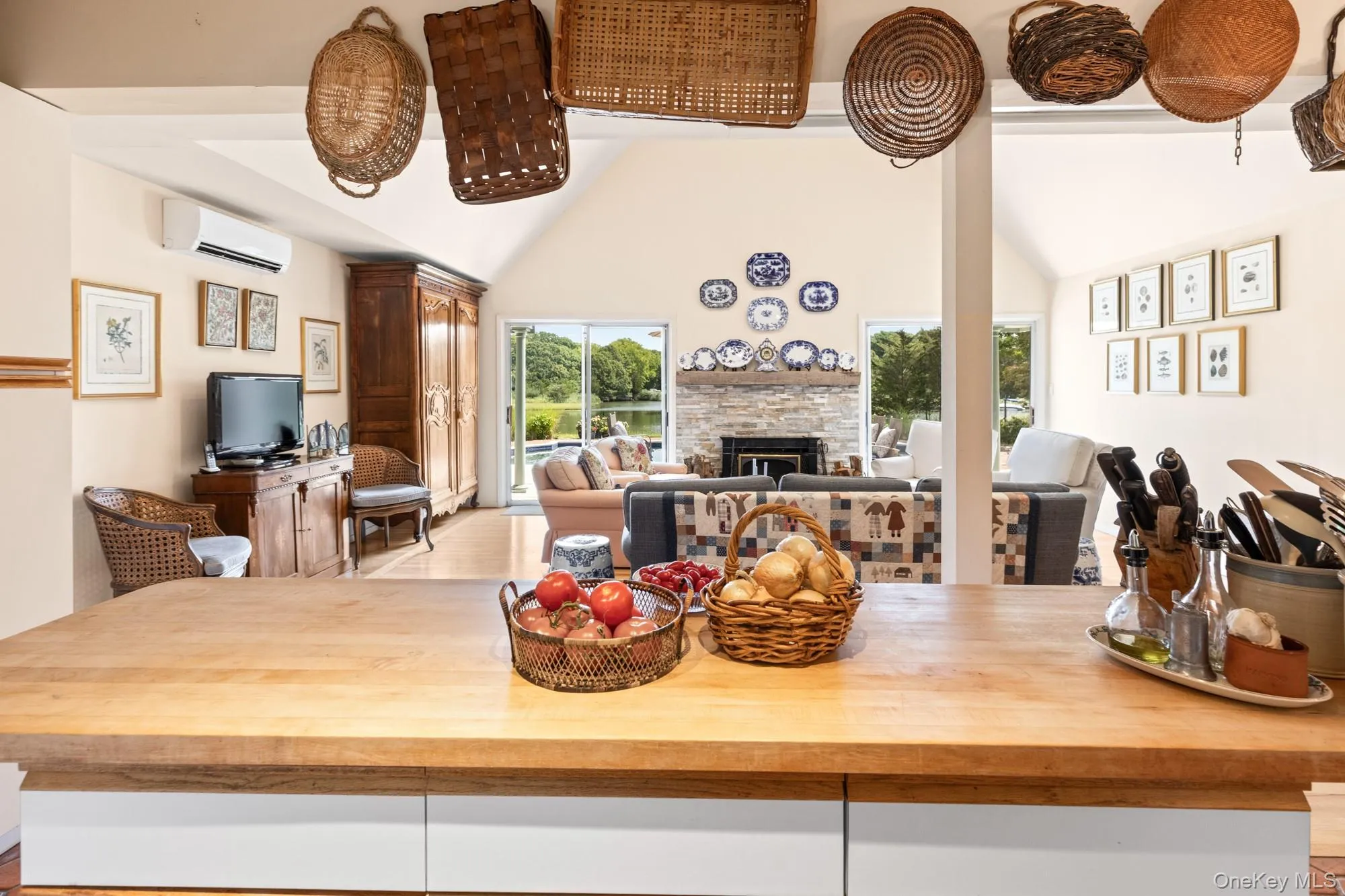 59 Isle Of Wight Road, East Hampton, NY, 3 Bedrooms Bedrooms, 8 Rooms Rooms,2 BathroomsBathrooms,Residential,For Rent,Isle Of Wight,0,1041229 59 Isle Of Wight Road, East Hampton, NY, 3 Bedrooms Bedrooms, 8 Rooms Rooms,2 BathroomsBathrooms,Residential,For Rent,Isle Of Wight,0,1041229