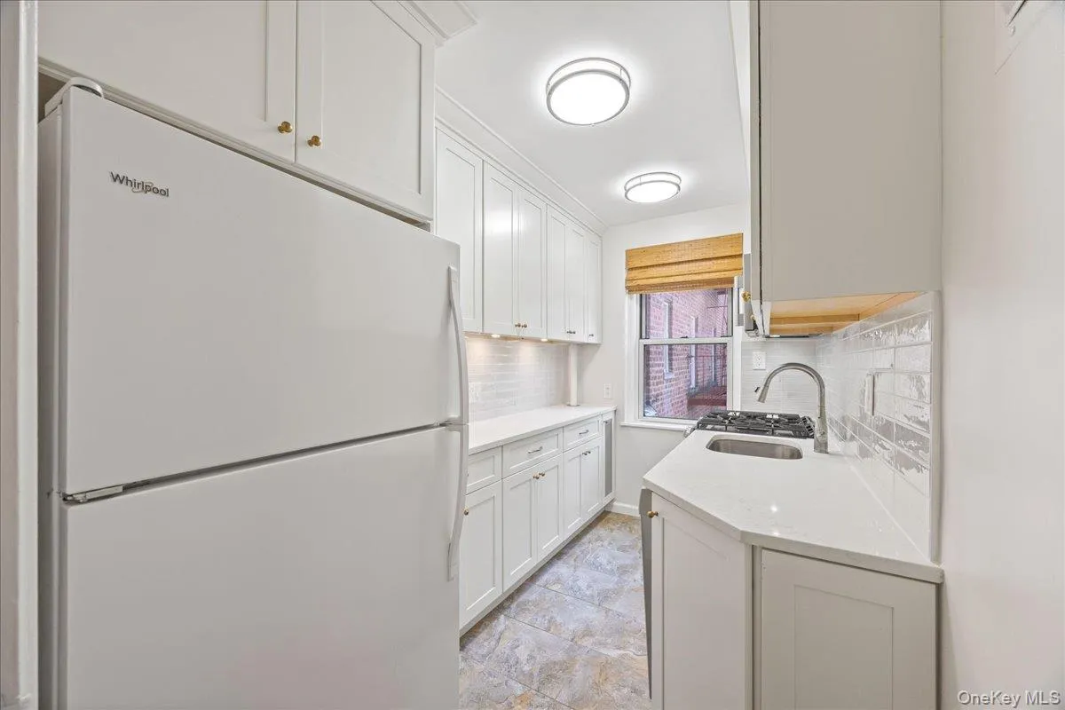 821 Bronx River Road, Yonkers, NY, 1 Bedroom Bedrooms, 4 Rooms Rooms,1 BathroomBathrooms,Residential,For Rent,Bronx River,0,1041232 821 Bronx River Road, Yonkers, NY, 1 Bedroom Bedrooms, 4 Rooms Rooms,1 BathroomBathrooms,Residential,For Rent,Bronx River,0,1041232