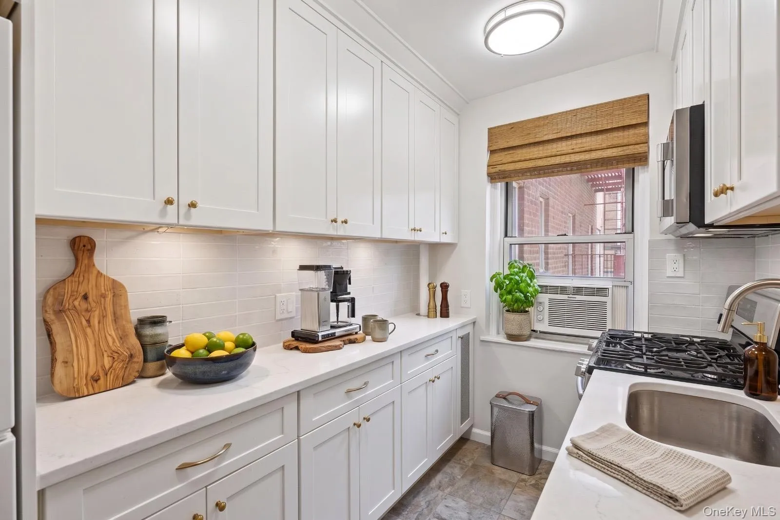 821 Bronx River Road, Yonkers, NY, 1 Bedroom Bedrooms, 4 Rooms Rooms,1 BathroomBathrooms,Residential,For Rent,Bronx River,0,1041232 821 Bronx River Road, Yonkers, NY, 1 Bedroom Bedrooms, 4 Rooms Rooms,1 BathroomBathrooms,Residential,For Rent,Bronx River,0,1041232