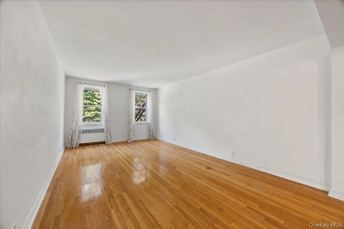 821 Bronx River Road, Yonkers, NY, 1 Bedroom Bedrooms, 4 Rooms Rooms,1 BathroomBathrooms,Residential,For Rent,Bronx River,0,1041232 821 Bronx River Road, Yonkers, NY, 1 Bedroom Bedrooms, 4 Rooms Rooms,1 BathroomBathrooms,Residential,For Rent,Bronx River,0,1041232