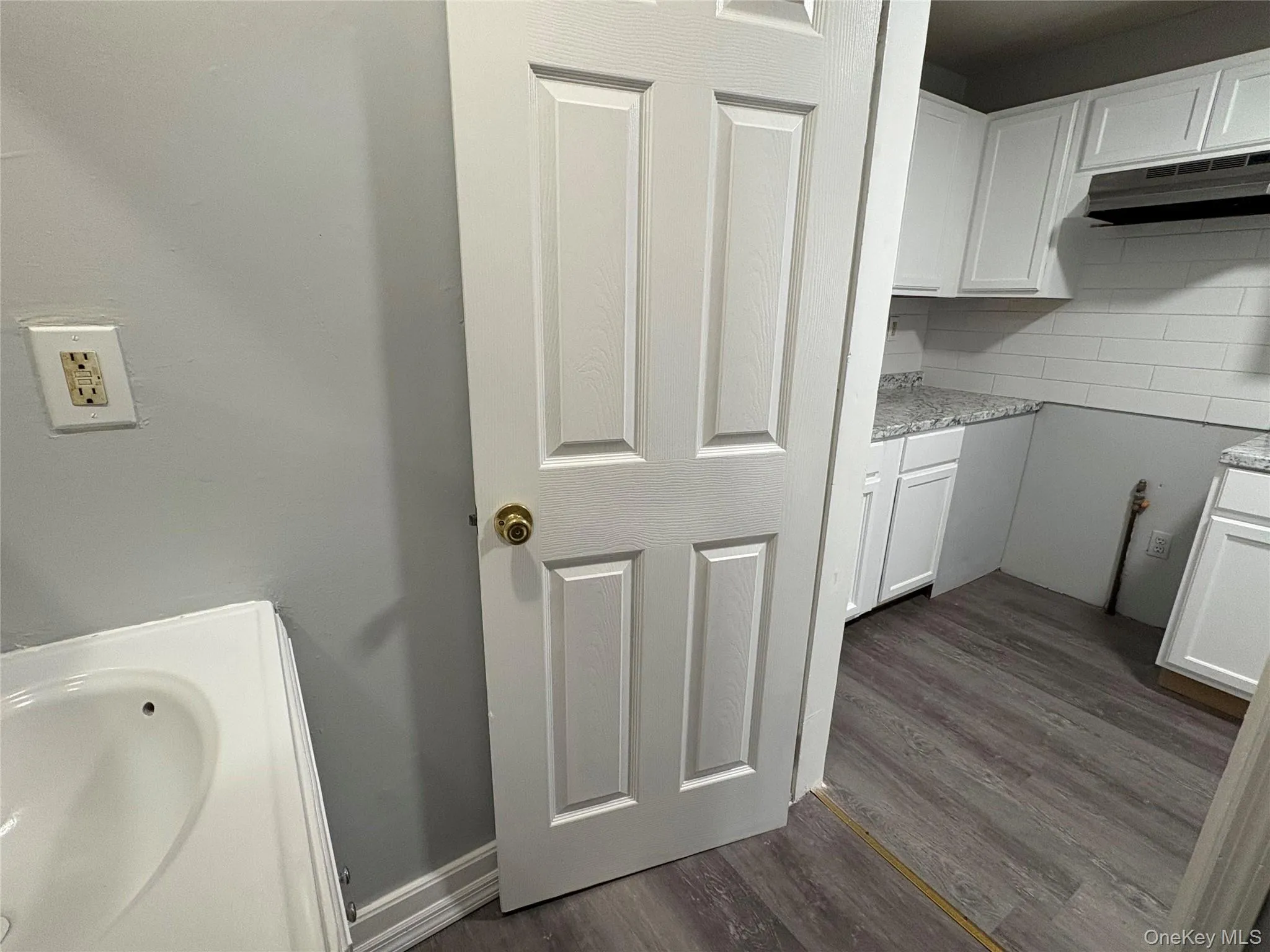 208 Main Street, Montgomery, NY, 1 Bedroom Bedrooms, 3 Rooms Rooms,1 BathroomBathrooms,Residential Lease,For Rent,Main,0,1041235 208 Main Street, Montgomery, NY, 1 Bedroom Bedrooms, 3 Rooms Rooms,1 BathroomBathrooms,Residential Lease,For Rent,Main,0,1041235