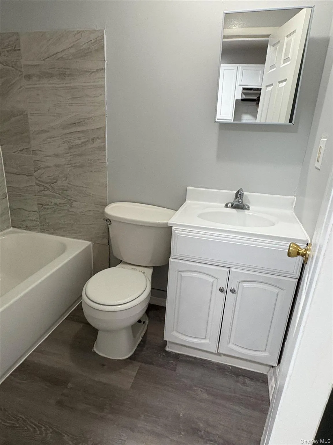 208 Main Street, Montgomery, NY, 1 Bedroom Bedrooms, 3 Rooms Rooms,1 BathroomBathrooms,Residential Lease,For Rent,Main,0,1041235 208 Main Street, Montgomery, NY, 1 Bedroom Bedrooms, 3 Rooms Rooms,1 BathroomBathrooms,Residential Lease,For Rent,Main,0,1041235