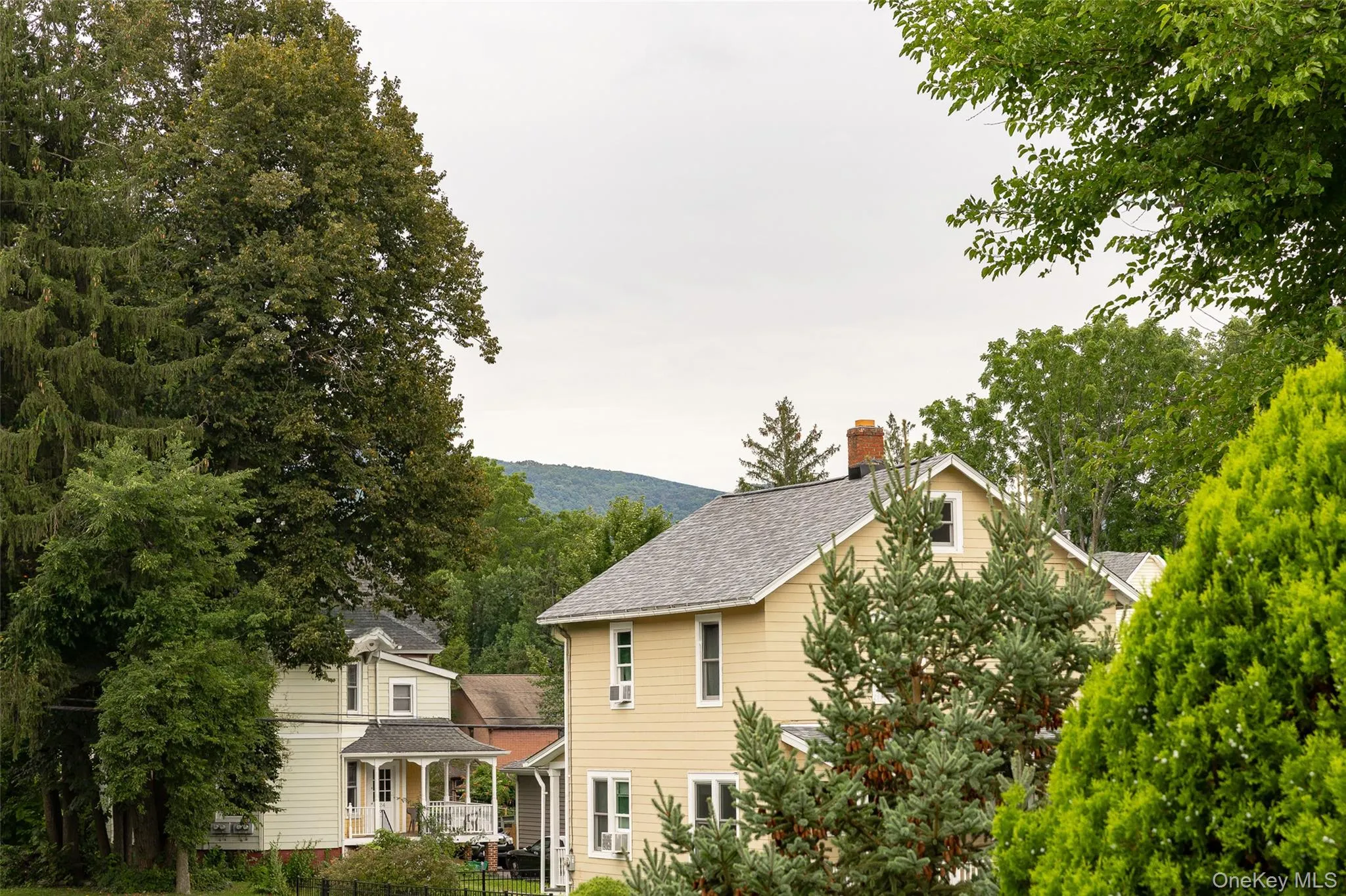 42 Oak Street, Beacon, NY, 2 Bedrooms Bedrooms, 6 Rooms Rooms,1 BathroomBathrooms,Residential,For Rent,Oak,0,1041236 42 Oak Street, Beacon, NY, 2 Bedrooms Bedrooms, 6 Rooms Rooms,1 BathroomBathrooms,Residential,For Rent,Oak,0,1041236