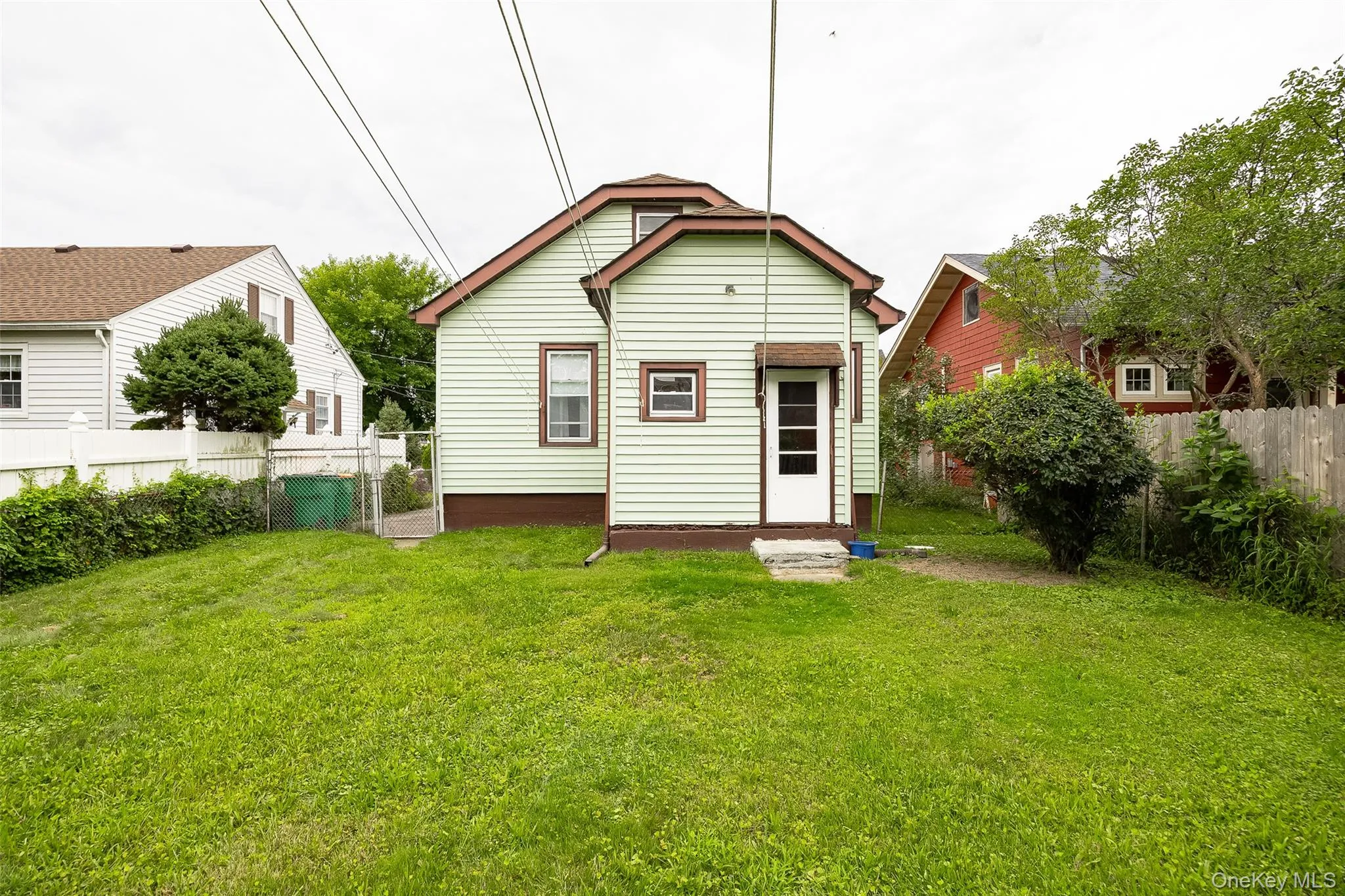 42 Oak Street, Beacon, NY, 2 Bedrooms Bedrooms, 6 Rooms Rooms,1 BathroomBathrooms,Residential,For Rent,Oak,0,1041236 42 Oak Street, Beacon, NY, 2 Bedrooms Bedrooms, 6 Rooms Rooms,1 BathroomBathrooms,Residential,For Rent,Oak,0,1041236