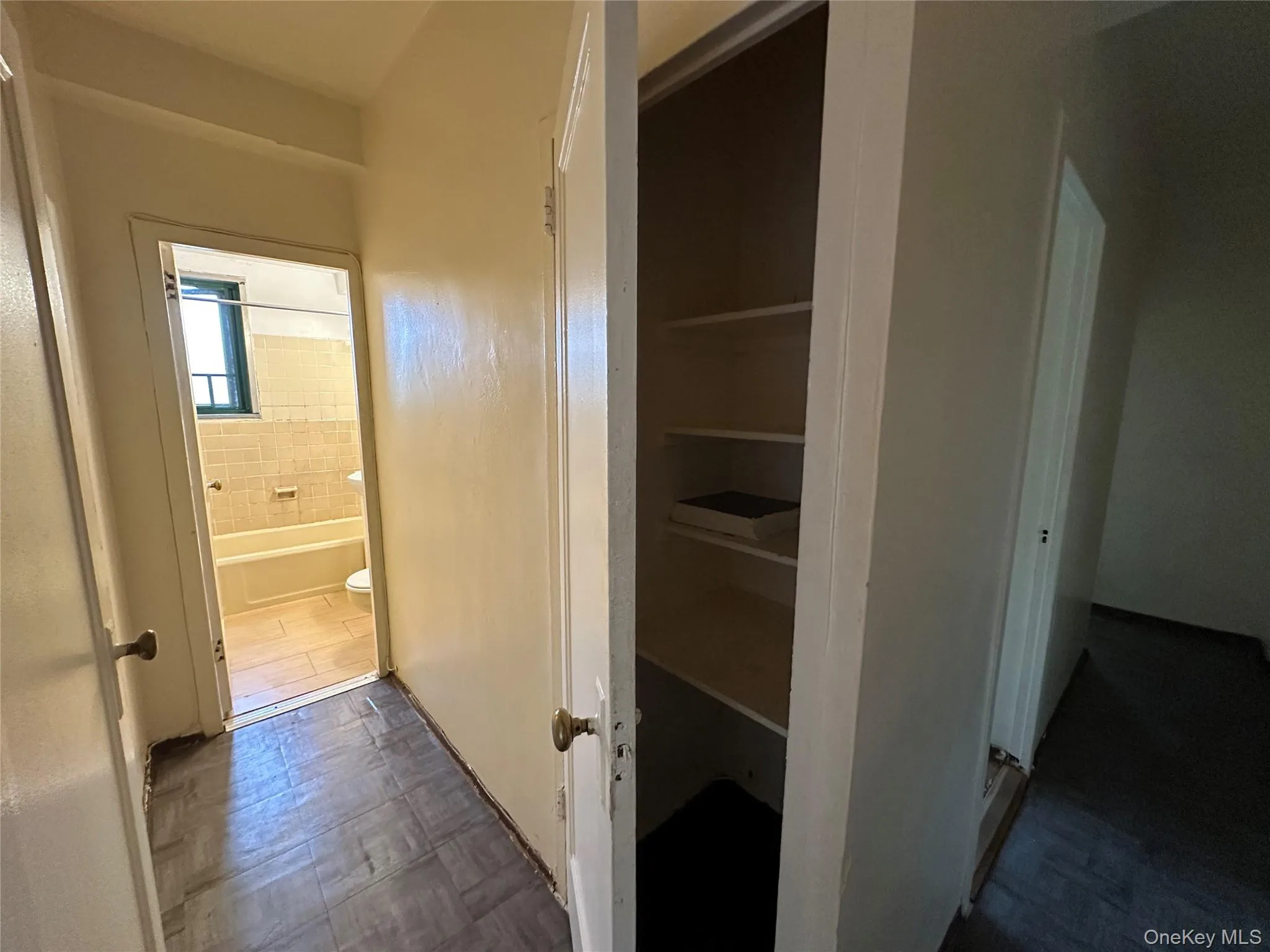 1579 Metropolitan Avenue, New York, NY, 2 Bedrooms Bedrooms, 5 Rooms Rooms,1 BathroomBathrooms,Residential,For Rent,Metropolitan,0,1041237 1579 Metropolitan Avenue, New York, NY, 2 Bedrooms Bedrooms, 5 Rooms Rooms,1 BathroomBathrooms,Residential,For Rent,Metropolitan,0,1041237