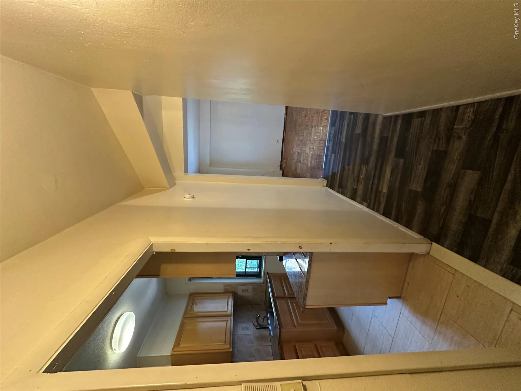 1579 Metropolitan Avenue, New York, NY, 2 Bedrooms Bedrooms, 5 Rooms Rooms,1 BathroomBathrooms,Residential,For Rent,Metropolitan,0,1041237 1579 Metropolitan Avenue, New York, NY, 2 Bedrooms Bedrooms, 5 Rooms Rooms,1 BathroomBathrooms,Residential,For Rent,Metropolitan,0,1041237