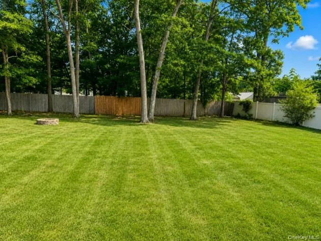32 Robinson Avenue, Brookhaven, NY, 3 Bedrooms Bedrooms, 5 Rooms Rooms,1 BathroomBathrooms,Residential,For Rent,Robinson,0,1041239 32 Robinson Avenue, Brookhaven, NY, 3 Bedrooms Bedrooms, 5 Rooms Rooms,1 BathroomBathrooms,Residential,For Rent,Robinson,0,1041239