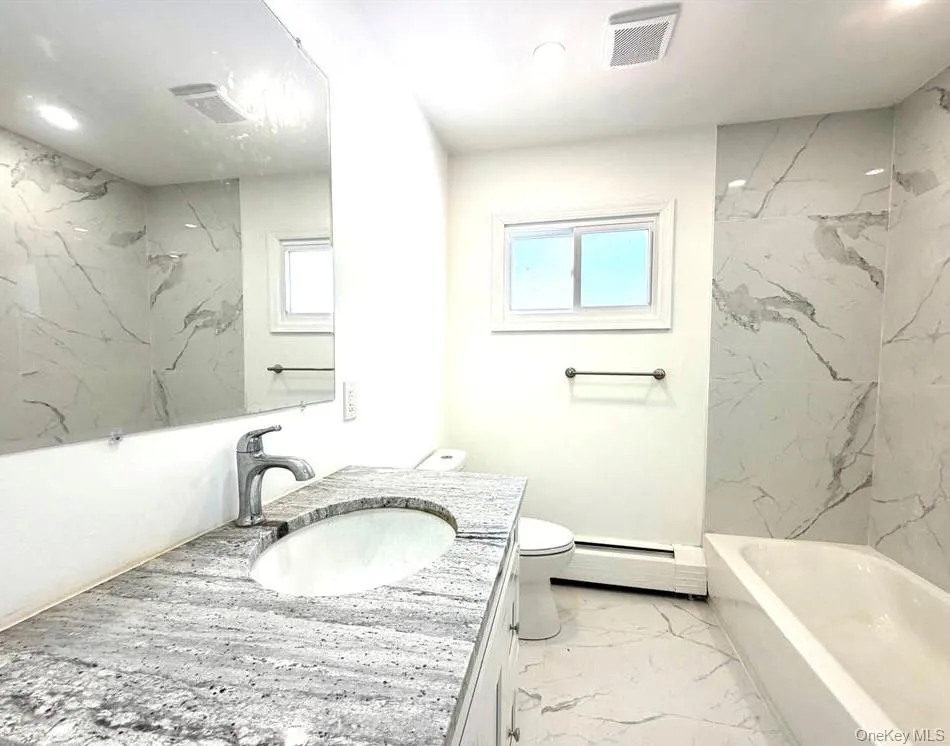 65 Florida Avenue, Hempstead, NY, 1 Bedroom Bedrooms, 9 Rooms Rooms,2 BathroomsBathrooms,Residential Lease,For Rent,Florida,0,1041240 65 Florida Avenue, Hempstead, NY, 1 Bedroom Bedrooms, 9 Rooms Rooms,2 BathroomsBathrooms,Residential Lease,For Rent,Florida,0,1041240