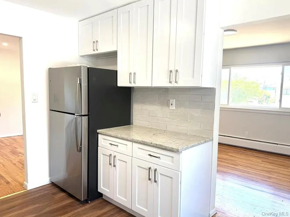 65 Florida Avenue, Hempstead, NY, 1 Bedroom Bedrooms, 9 Rooms Rooms,2 BathroomsBathrooms,Residential Lease,For Rent,Florida,0,1041240 65 Florida Avenue, Hempstead, NY, 1 Bedroom Bedrooms, 9 Rooms Rooms,2 BathroomsBathrooms,Residential Lease,For Rent,Florida,0,1041240