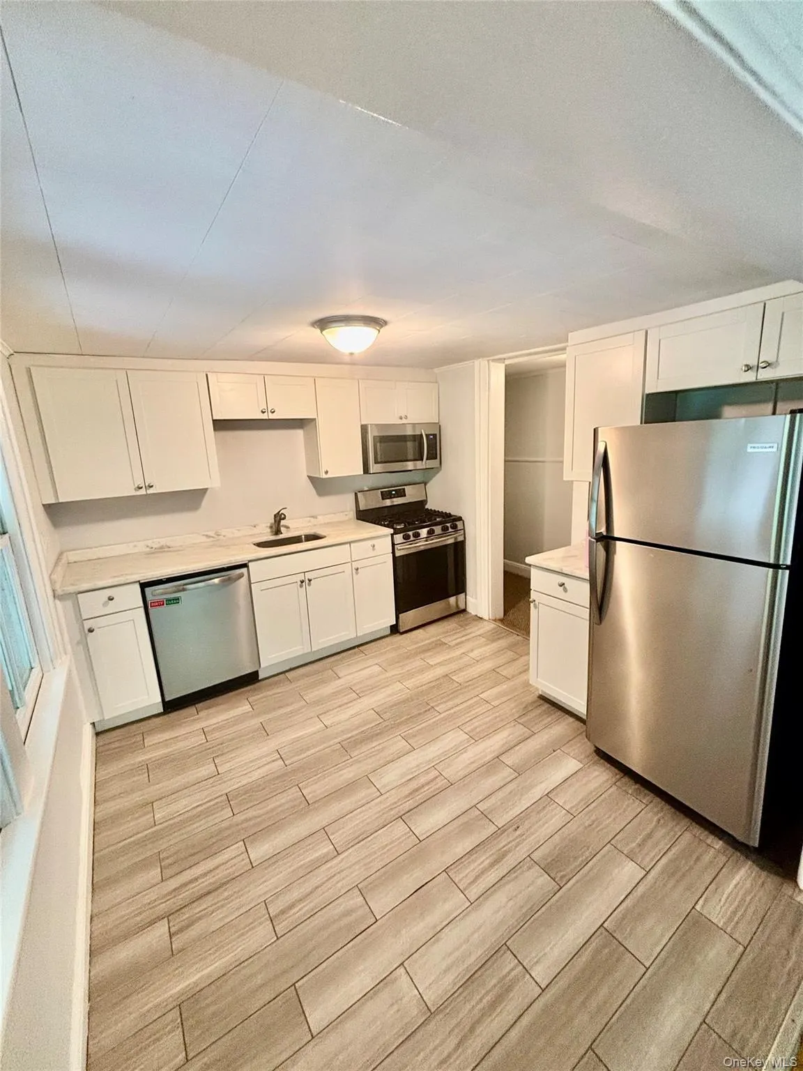15 Lipani Road, Cornwall, NY, 2 Bedrooms Bedrooms, 5 Rooms Rooms,1 BathroomBathrooms,Residential Lease,For Rent,Lipani,0,1041246 15 Lipani Road, Cornwall, NY, 2 Bedrooms Bedrooms, 5 Rooms Rooms,1 BathroomBathrooms,Residential Lease,For Rent,Lipani,0,1041246