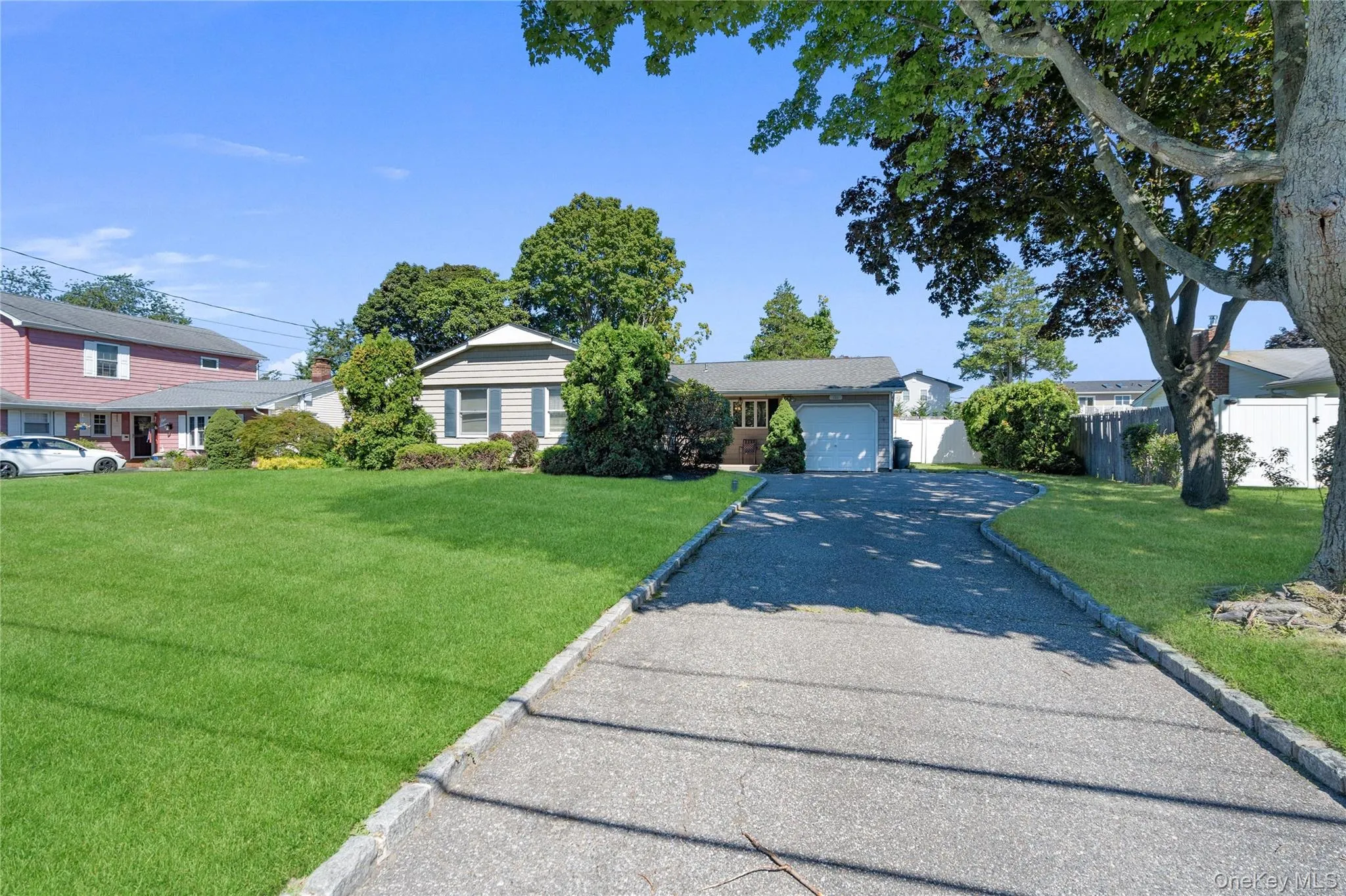 120 Budenos Drive, Islip, NY, 3 Bedrooms Bedrooms, 6 Rooms Rooms,1 BathroomBathrooms,Residential,For Rent,Budenos,0,1041248 120 Budenos Drive, Islip, NY, 3 Bedrooms Bedrooms, 6 Rooms Rooms,1 BathroomBathrooms,Residential,For Rent,Budenos,0,1041248