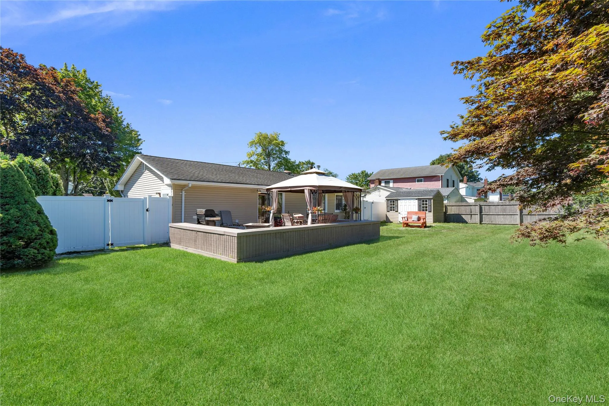 120 Budenos Drive, Islip, NY, 3 Bedrooms Bedrooms, 6 Rooms Rooms,1 BathroomBathrooms,Residential,For Rent,Budenos,0,1041248 120 Budenos Drive, Islip, NY, 3 Bedrooms Bedrooms, 6 Rooms Rooms,1 BathroomBathrooms,Residential,For Rent,Budenos,0,1041248