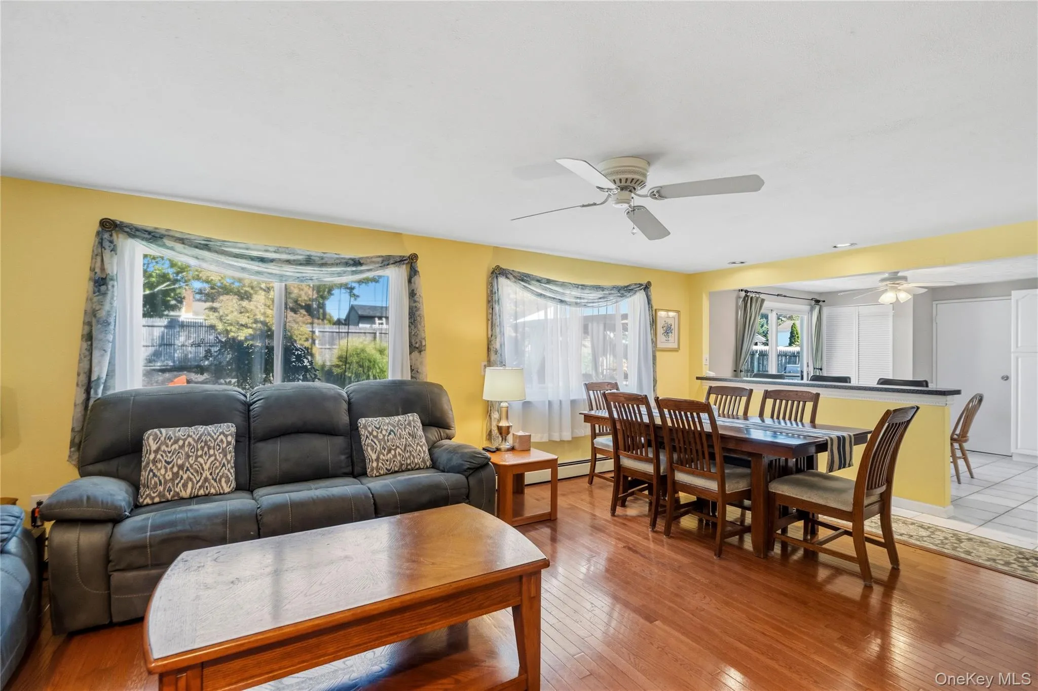 120 Budenos Drive, Islip, NY, 3 Bedrooms Bedrooms, 6 Rooms Rooms,1 BathroomBathrooms,Residential,For Rent,Budenos,0,1041248 120 Budenos Drive, Islip, NY, 3 Bedrooms Bedrooms, 6 Rooms Rooms,1 BathroomBathrooms,Residential,For Rent,Budenos,0,1041248