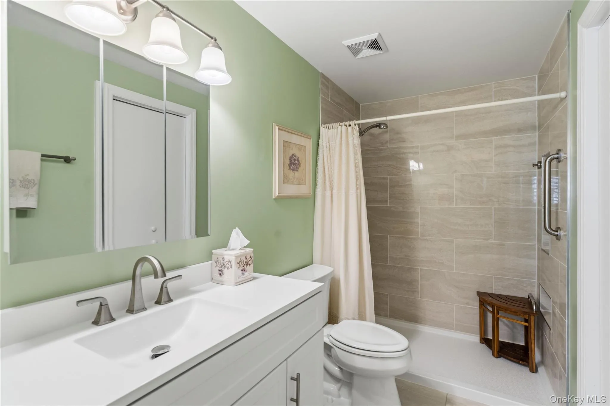 120 Budenos Drive, Islip, NY, 3 Bedrooms Bedrooms, 6 Rooms Rooms,1 BathroomBathrooms,Residential,For Rent,Budenos,0,1041248 120 Budenos Drive, Islip, NY, 3 Bedrooms Bedrooms, 6 Rooms Rooms,1 BathroomBathrooms,Residential,For Rent,Budenos,0,1041248