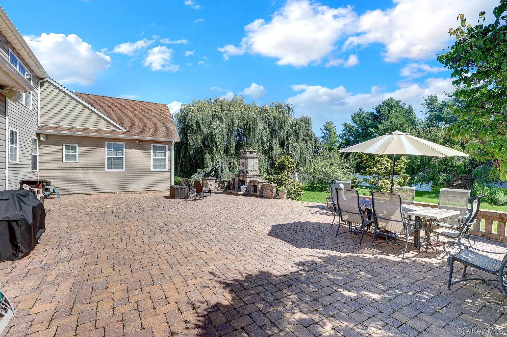 3 Sherwood Drive, Brookhaven, NY, 5 Bedrooms Bedrooms, 11 Rooms Rooms,3 BathroomsBathrooms,Residential,For Rent,Sherwood,0,1041252 3 Sherwood Drive, Brookhaven, NY, 5 Bedrooms Bedrooms, 11 Rooms Rooms,3 BathroomsBathrooms,Residential,For Rent,Sherwood,0,1041252