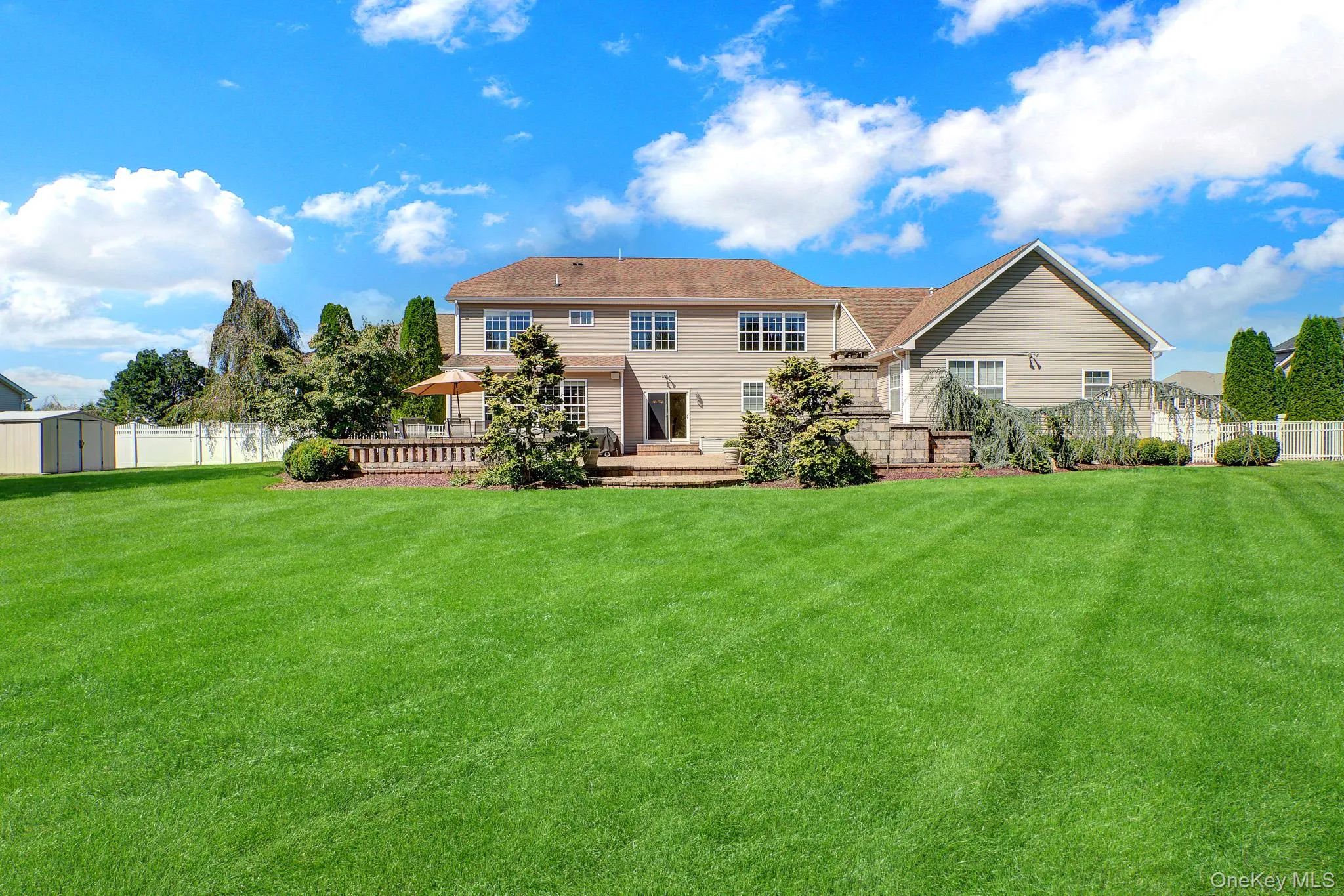 3 Sherwood Drive, Brookhaven, NY, 5 Bedrooms Bedrooms, 11 Rooms Rooms,3 BathroomsBathrooms,Residential,For Rent,Sherwood,0,1041252 3 Sherwood Drive, Brookhaven, NY, 5 Bedrooms Bedrooms, 11 Rooms Rooms,3 BathroomsBathrooms,Residential,For Rent,Sherwood,0,1041252