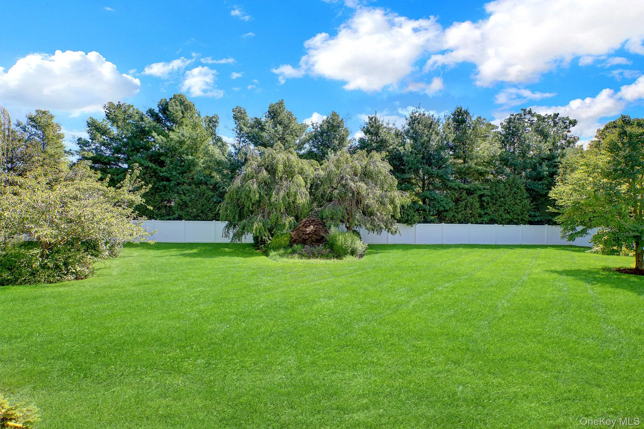 3 Sherwood Drive, Brookhaven, NY, 5 Bedrooms Bedrooms, 11 Rooms Rooms,3 BathroomsBathrooms,Residential,For Rent,Sherwood,0,1041252 3 Sherwood Drive, Brookhaven, NY, 5 Bedrooms Bedrooms, 11 Rooms Rooms,3 BathroomsBathrooms,Residential,For Rent,Sherwood,0,1041252