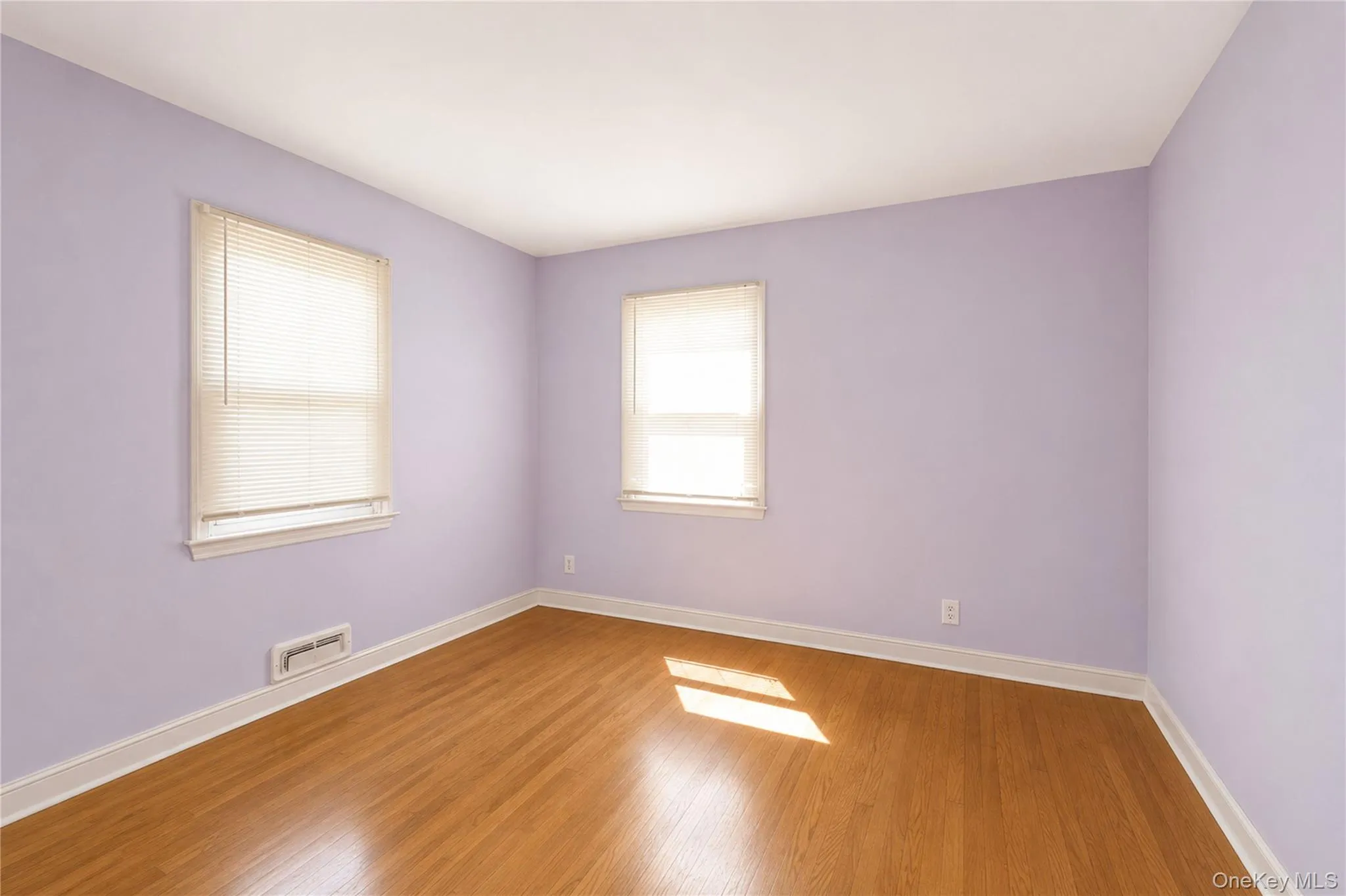 3895 Amboy Road, New York, NY, 2 Bedrooms Bedrooms, 5 Rooms Rooms,1 BathroomBathrooms,Residential,For Rent,Amboy,0,1041255 3895 Amboy Road, New York, NY, 2 Bedrooms Bedrooms, 5 Rooms Rooms,1 BathroomBathrooms,Residential,For Rent,Amboy,0,1041255