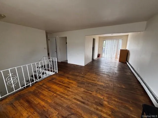 305 10th Avenue, Huntington, NY, 5 Bedrooms Bedrooms, 10 Rooms Rooms,2 BathroomsBathrooms,Residential,For Rent,10th,0,1041256 305 10th Avenue, Huntington, NY, 5 Bedrooms Bedrooms, 10 Rooms Rooms,2 BathroomsBathrooms,Residential,For Rent,10th,0,1041256