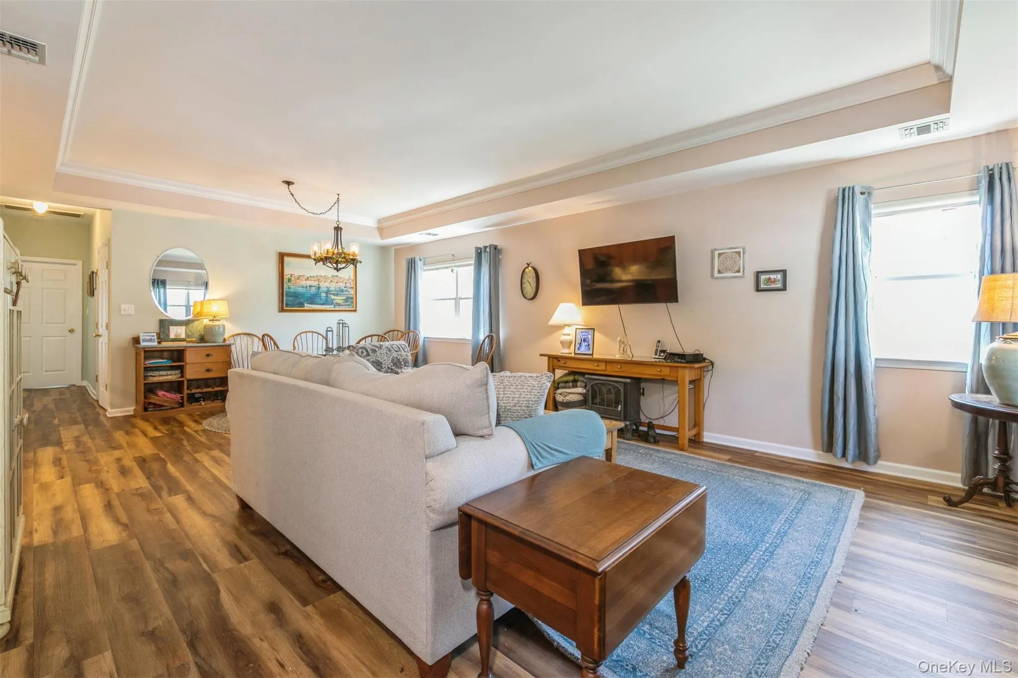 1401 Aerie Way, Southampton, NY, 2 Bedrooms Bedrooms, 6 Rooms Rooms,2 BathroomsBathrooms,Residential,For Rent,Aerie,0,1041260 1401 Aerie Way, Southampton, NY, 2 Bedrooms Bedrooms, 6 Rooms Rooms,2 BathroomsBathrooms,Residential,For Rent,Aerie,0,1041260