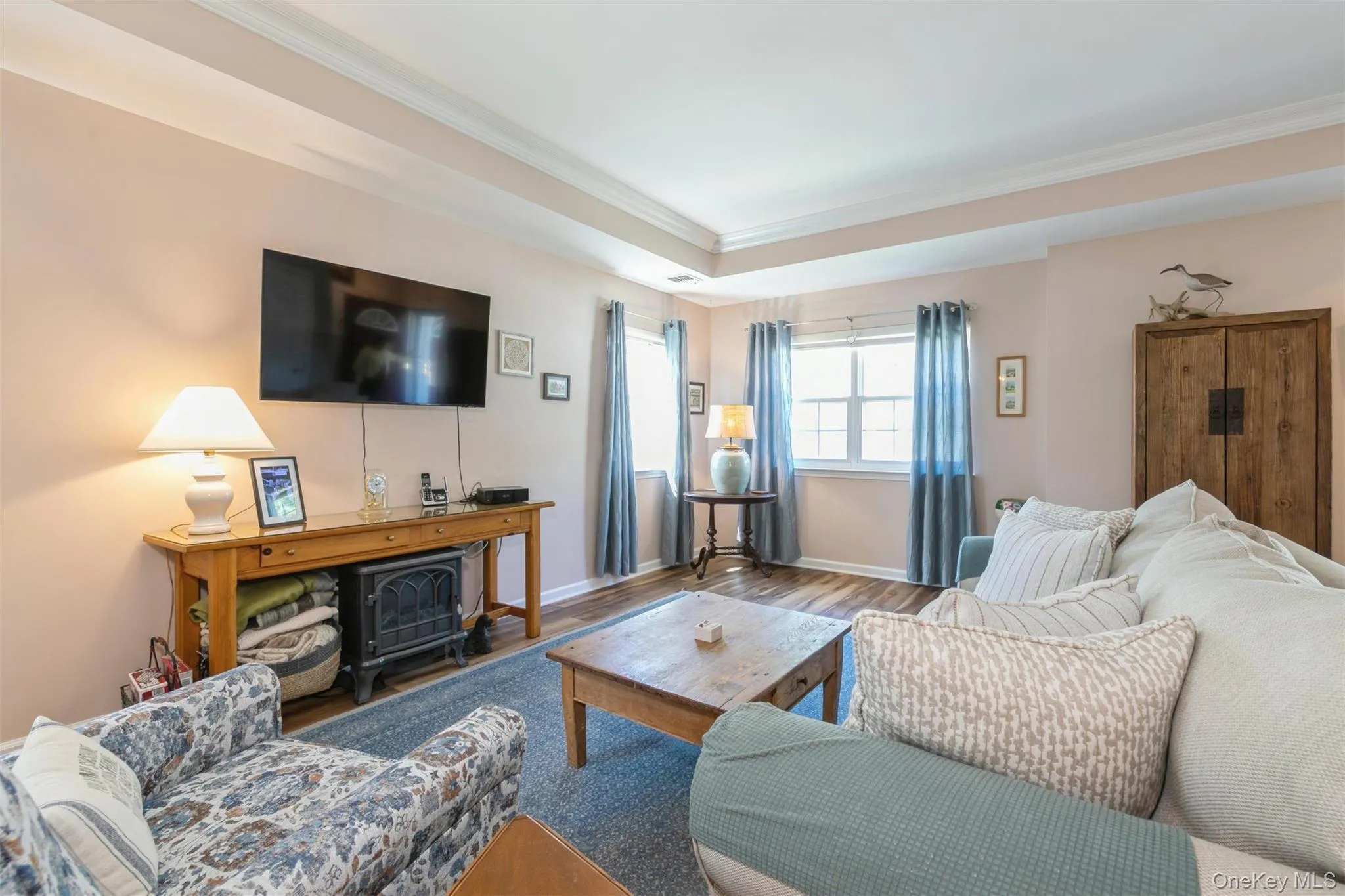 1401 Aerie Way, Southampton, NY, 2 Bedrooms Bedrooms, 6 Rooms Rooms,2 BathroomsBathrooms,Residential,For Rent,Aerie,0,1041260 1401 Aerie Way, Southampton, NY, 2 Bedrooms Bedrooms, 6 Rooms Rooms,2 BathroomsBathrooms,Residential,For Rent,Aerie,0,1041260