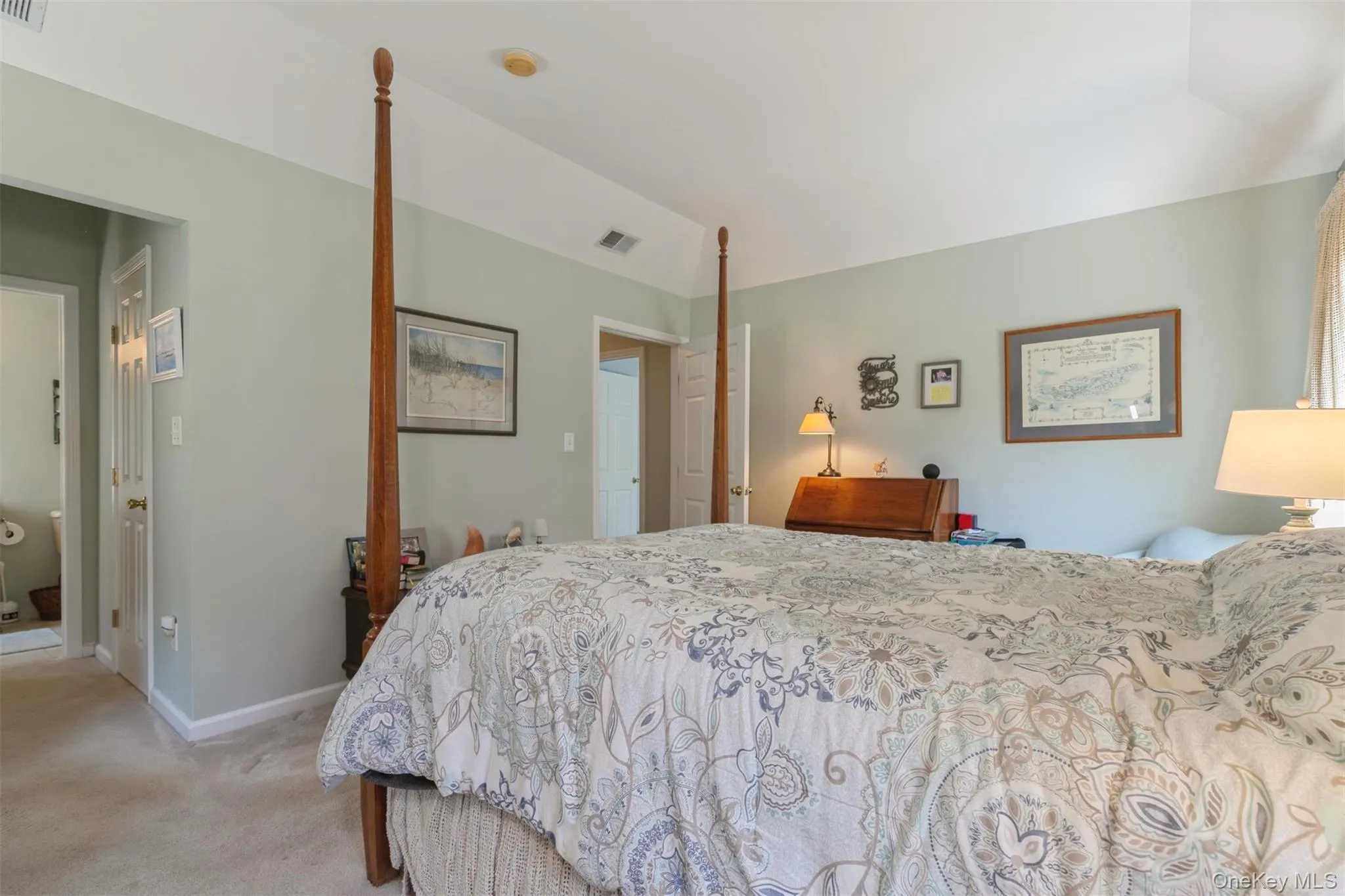 1401 Aerie Way, Southampton, NY, 2 Bedrooms Bedrooms, 6 Rooms Rooms,2 BathroomsBathrooms,Residential,For Rent,Aerie,0,1041260 1401 Aerie Way, Southampton, NY, 2 Bedrooms Bedrooms, 6 Rooms Rooms,2 BathroomsBathrooms,Residential,For Rent,Aerie,0,1041260