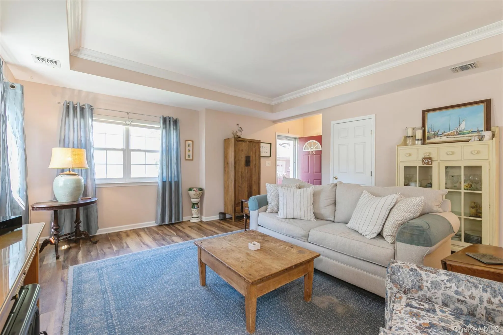 1401 Aerie Way, Southampton, NY, 2 Bedrooms Bedrooms, 6 Rooms Rooms,2 BathroomsBathrooms,Residential,For Rent,Aerie,0,1041260 1401 Aerie Way, Southampton, NY, 2 Bedrooms Bedrooms, 6 Rooms Rooms,2 BathroomsBathrooms,Residential,For Rent,Aerie,0,1041260