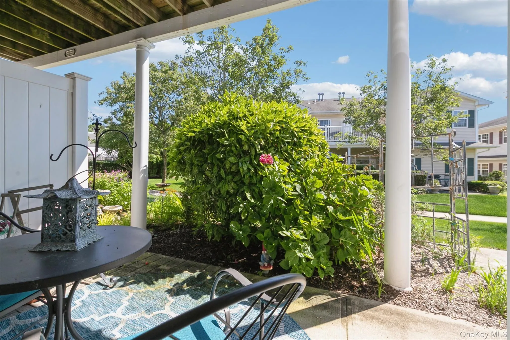 1401 Aerie Way, Southampton, NY, 2 Bedrooms Bedrooms, 6 Rooms Rooms,2 BathroomsBathrooms,Residential,For Rent,Aerie,0,1041260 1401 Aerie Way, Southampton, NY, 2 Bedrooms Bedrooms, 6 Rooms Rooms,2 BathroomsBathrooms,Residential,For Rent,Aerie,0,1041260