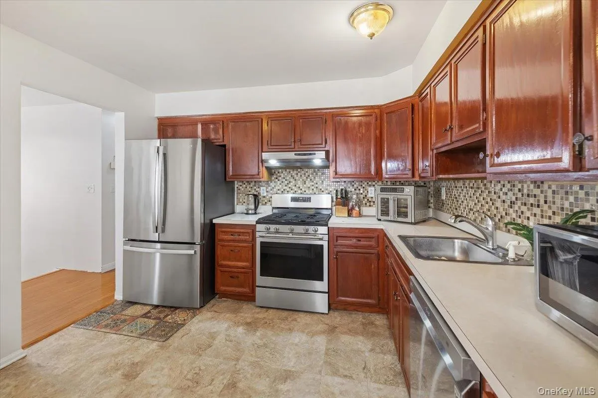 67 Hillside Avenue, Haverstraw, NY, 4 Bedrooms Bedrooms, 9 Rooms Rooms,2 BathroomsBathrooms,Residential,For Rent,Hillside,0,1041261 67 Hillside Avenue, Haverstraw, NY, 4 Bedrooms Bedrooms, 9 Rooms Rooms,2 BathroomsBathrooms,Residential,For Rent,Hillside,0,1041261