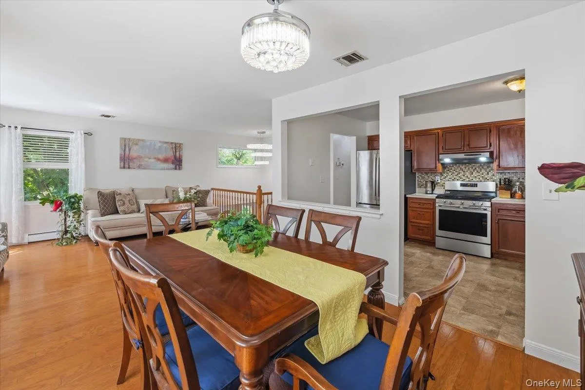 67 Hillside Avenue, Haverstraw, NY, 4 Bedrooms Bedrooms, 9 Rooms Rooms,2 BathroomsBathrooms,Residential,For Rent,Hillside,0,1041261 67 Hillside Avenue, Haverstraw, NY, 4 Bedrooms Bedrooms, 9 Rooms Rooms,2 BathroomsBathrooms,Residential,For Rent,Hillside,0,1041261