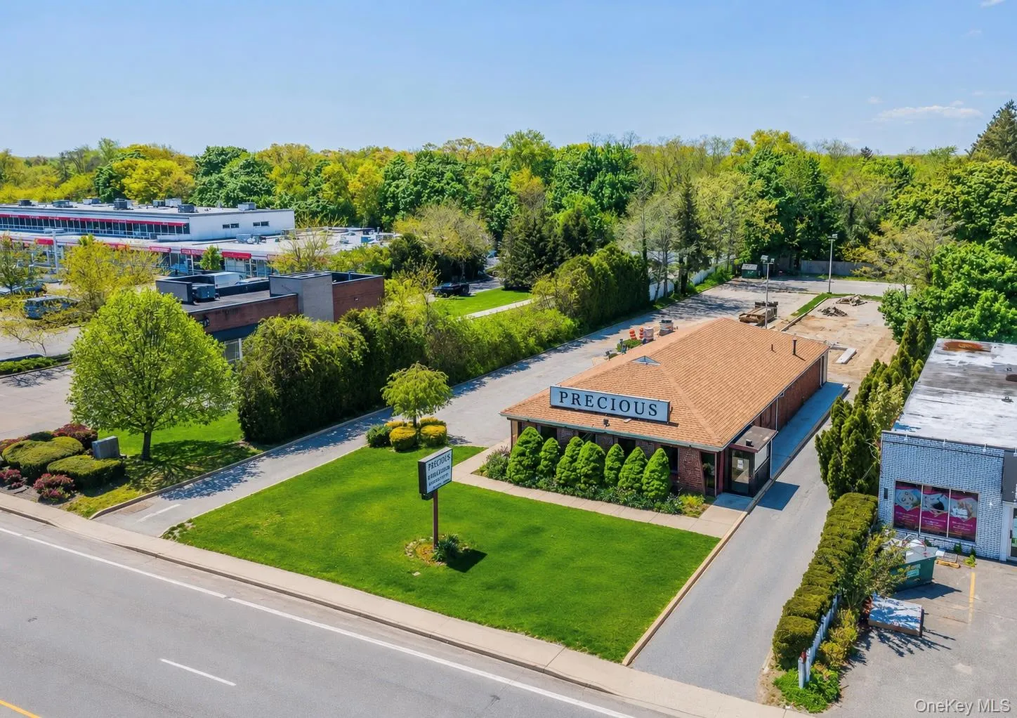 504 Larkfield Rd, Huntington, NY, ,Commercial Lease,For Rent,Larkfield Rd,0,1041263 504 Larkfield Rd, Huntington, NY, ,Commercial Lease,For Rent,Larkfield Rd,0,1041263
