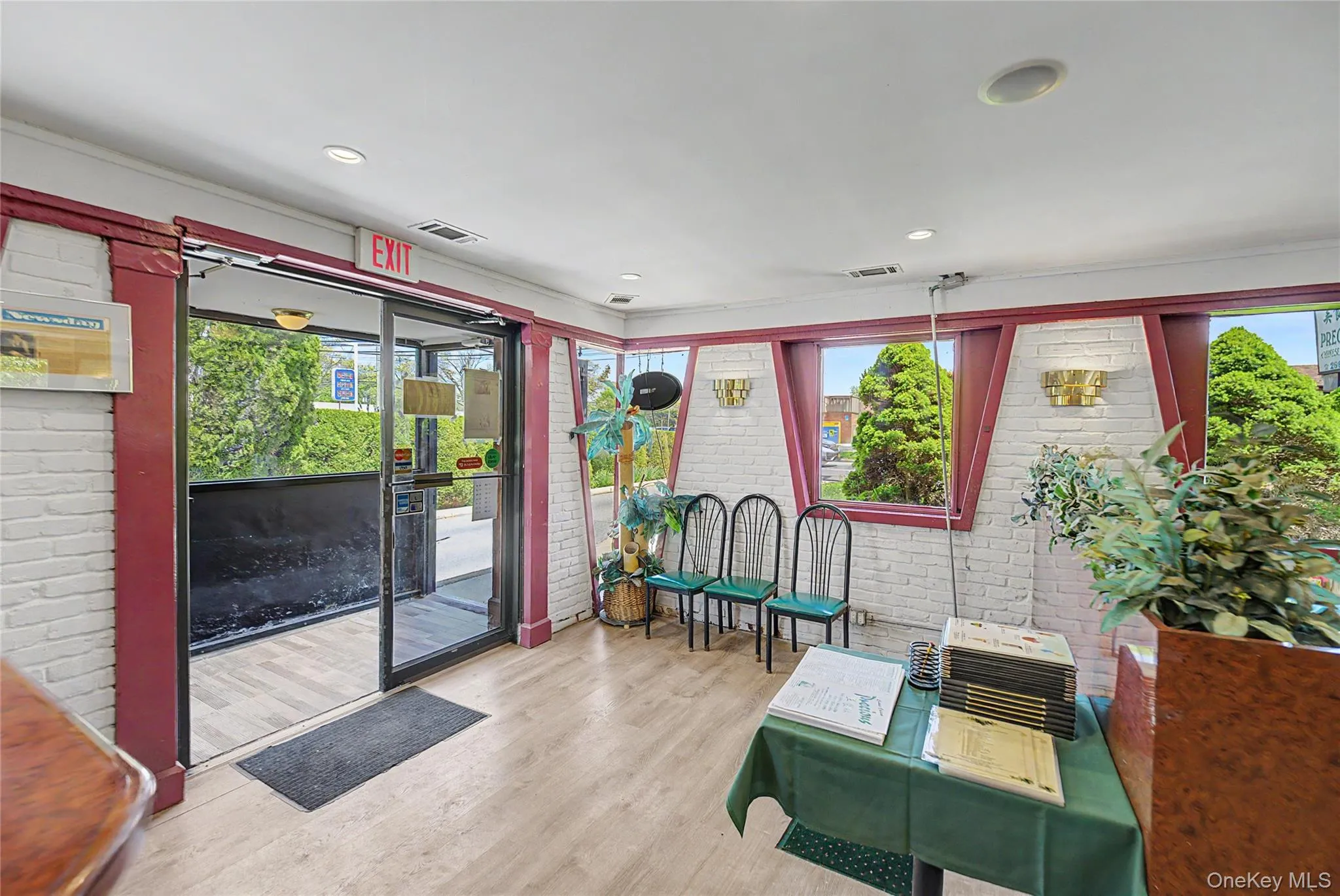 504 Larkfield Rd, Huntington, NY, ,Commercial Lease,For Rent,Larkfield Rd,0,1041263 504 Larkfield Rd, Huntington, NY, ,Commercial Lease,For Rent,Larkfield Rd,0,1041263
