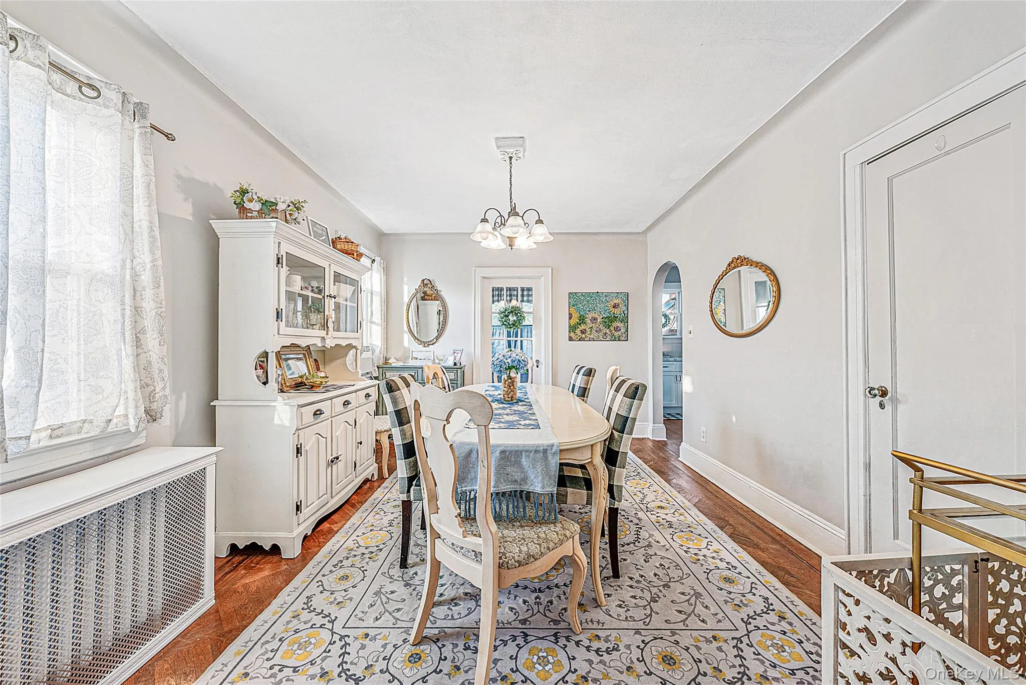 750 Howard Avenue, Babylon, NY, 3 Bedrooms Bedrooms, 7 Rooms Rooms,1 BathroomBathrooms,Residential,For Rent,Howard,0,1041271 750 Howard Avenue, Babylon, NY, 3 Bedrooms Bedrooms, 7 Rooms Rooms,1 BathroomBathrooms,Residential,For Rent,Howard,0,1041271