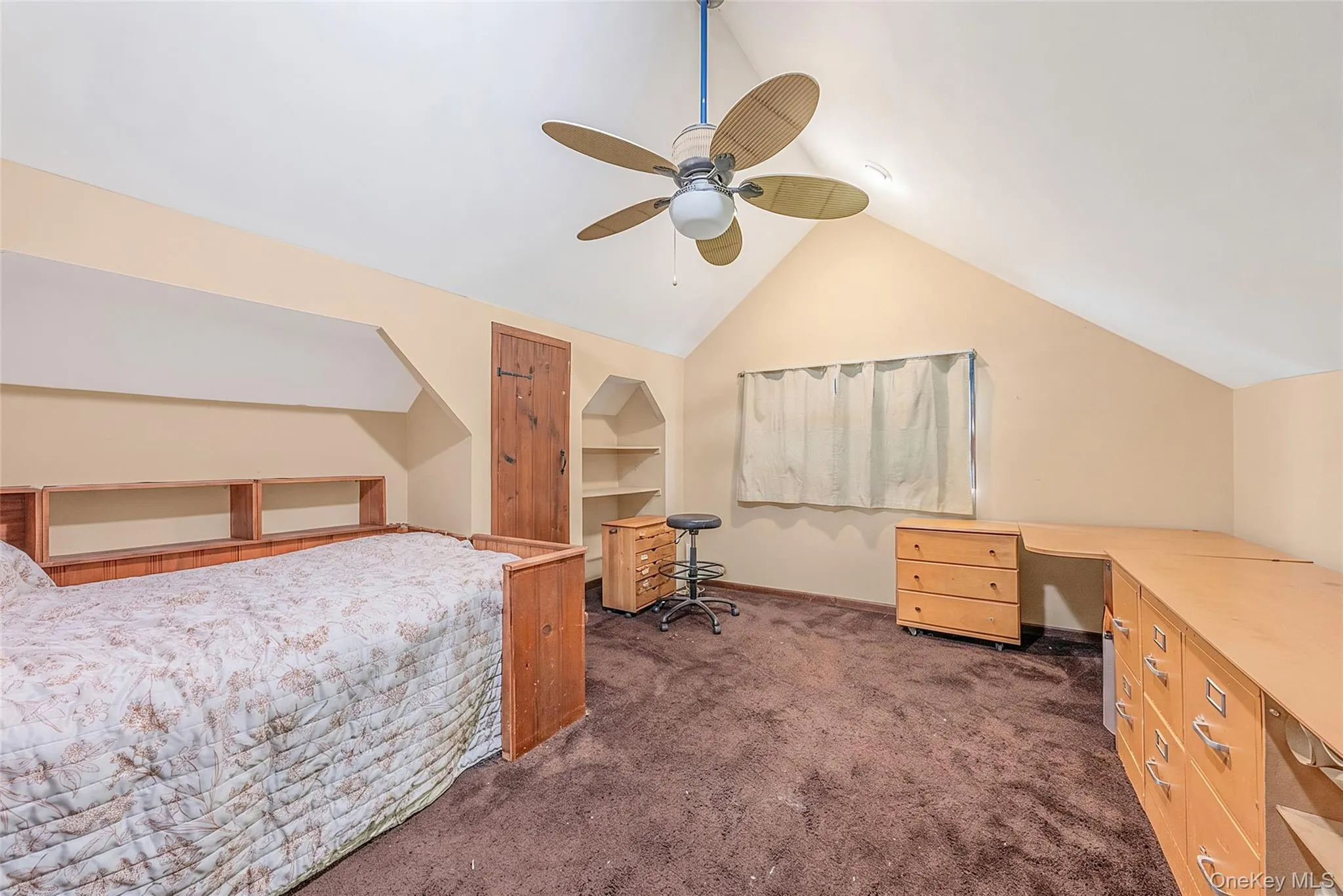 750 Howard Avenue, Babylon, NY, 3 Bedrooms Bedrooms, 7 Rooms Rooms,1 BathroomBathrooms,Residential,For Rent,Howard,0,1041271 750 Howard Avenue, Babylon, NY, 3 Bedrooms Bedrooms, 7 Rooms Rooms,1 BathroomBathrooms,Residential,For Rent,Howard,0,1041271
