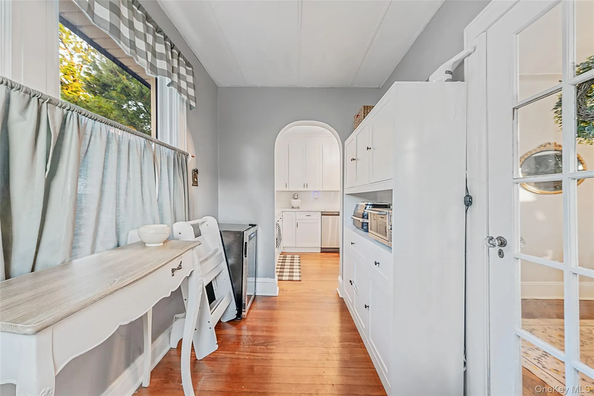 750 Howard Avenue, Babylon, NY, 3 Bedrooms Bedrooms, 7 Rooms Rooms,1 BathroomBathrooms,Residential,For Rent,Howard,0,1041271 750 Howard Avenue, Babylon, NY, 3 Bedrooms Bedrooms, 7 Rooms Rooms,1 BathroomBathrooms,Residential,For Rent,Howard,0,1041271