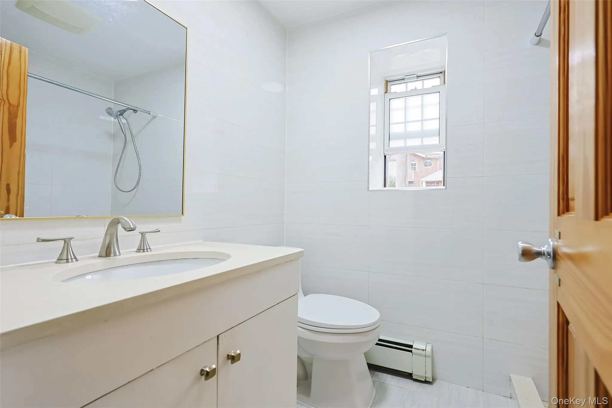 9001 70th Drive, New York, NY, 2 Bedrooms Bedrooms, 4 Rooms Rooms,1 BathroomBathrooms,Residential Lease,For Rent,70th,0,1041273 9001 70th Drive, New York, NY, 2 Bedrooms Bedrooms, 4 Rooms Rooms,1 BathroomBathrooms,Residential Lease,For Rent,70th,0,1041273