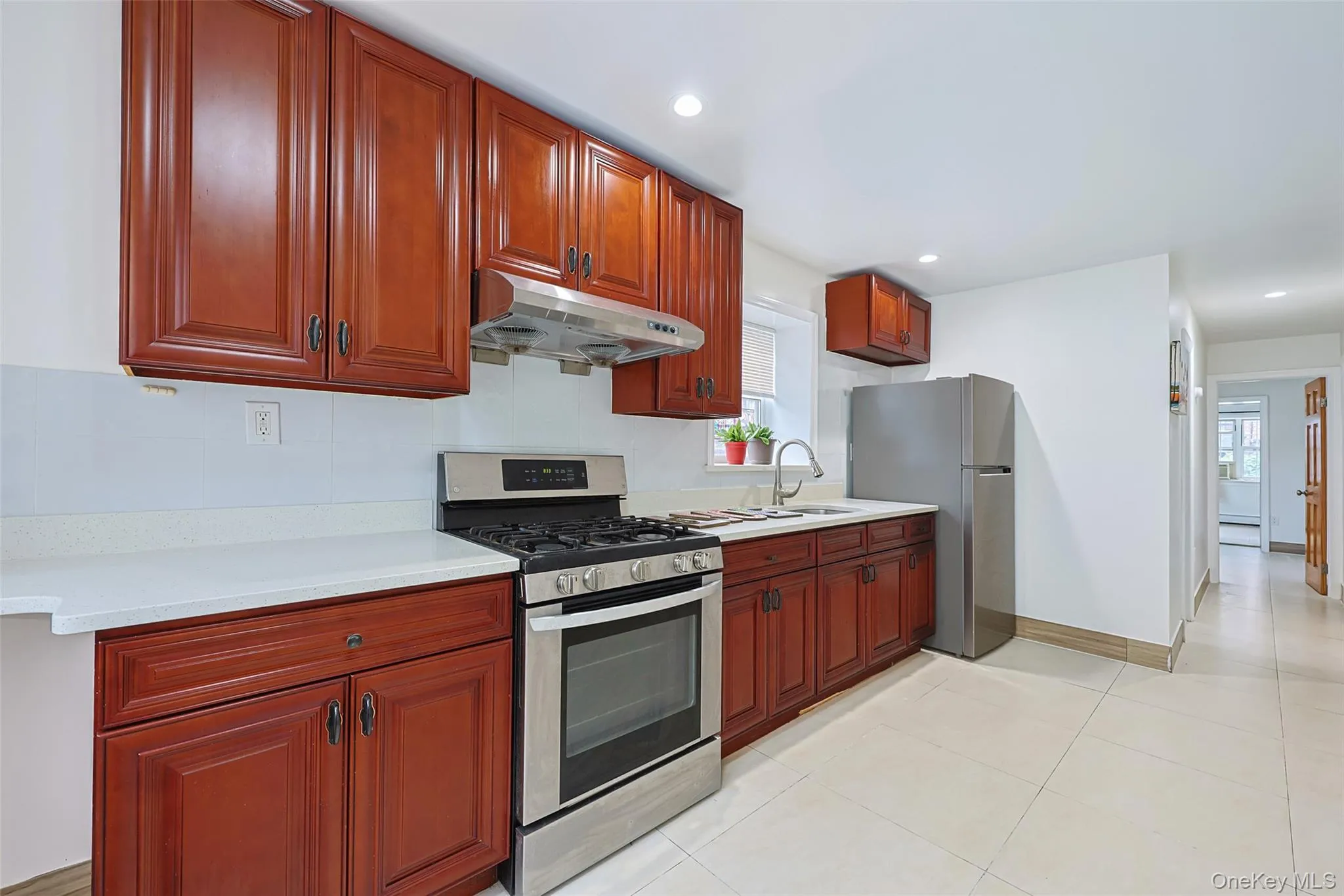 9001 70th Drive, New York, NY, 2 Bedrooms Bedrooms, 4 Rooms Rooms,1 BathroomBathrooms,Residential Lease,For Rent,70th,0,1041273 9001 70th Drive, New York, NY, 2 Bedrooms Bedrooms, 4 Rooms Rooms,1 BathroomBathrooms,Residential Lease,For Rent,70th,0,1041273